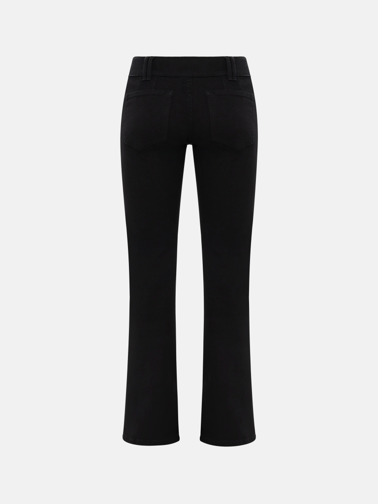 Straight-leg jeans with a wide waistband