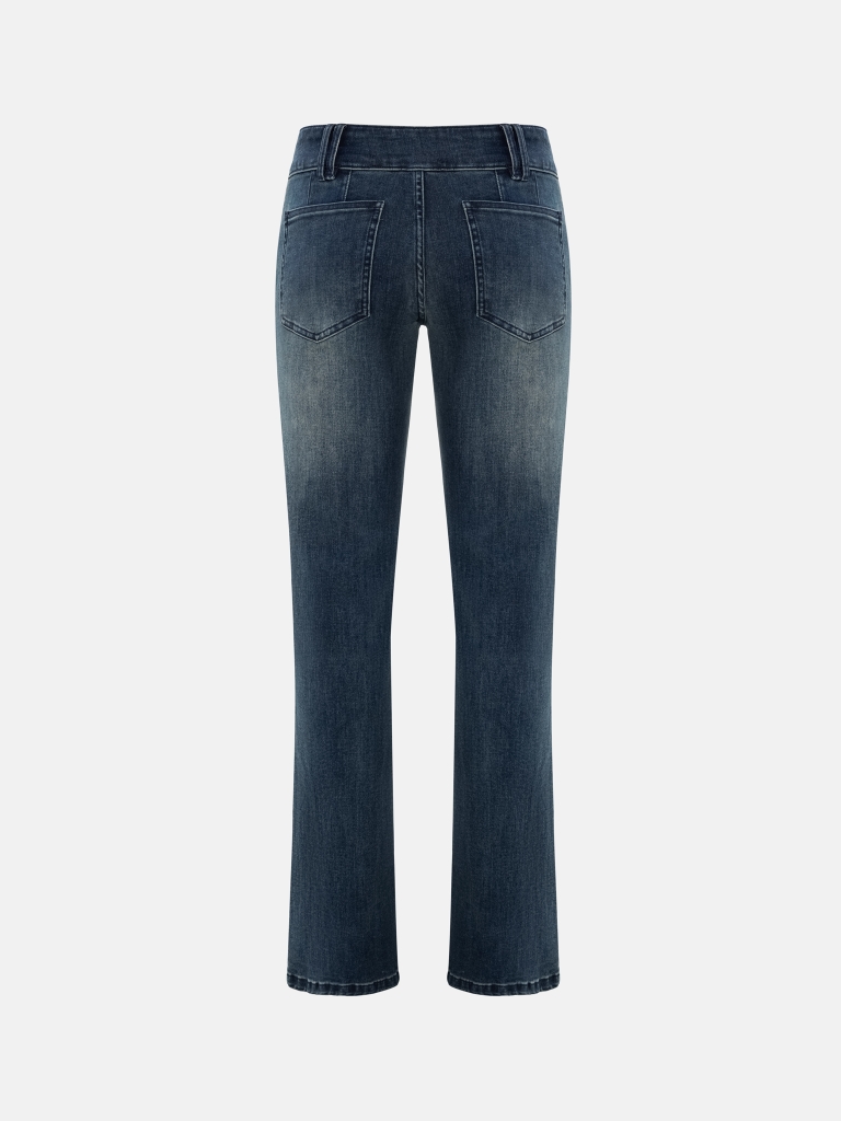 Straight-leg jeans with a wide waistband