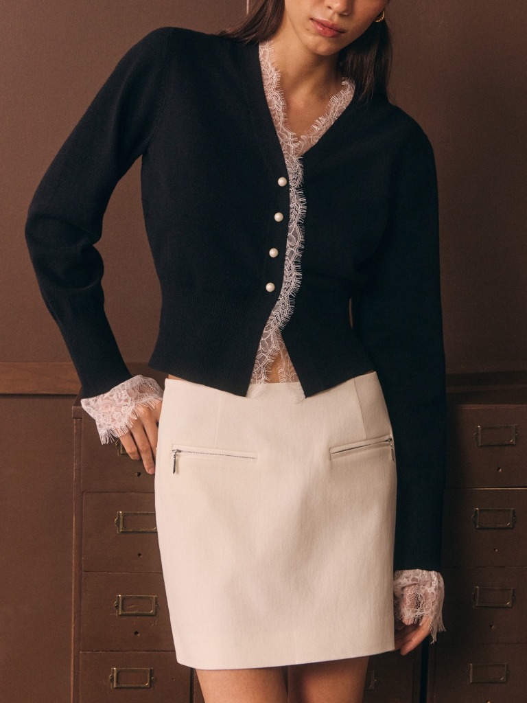 Knitted cardigan with lace detailing