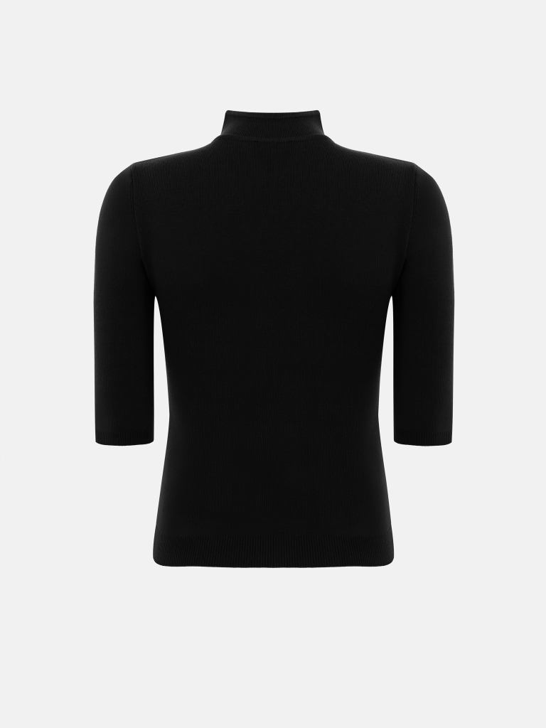 Jersey top with a teardrop neckline and cropped sleeves