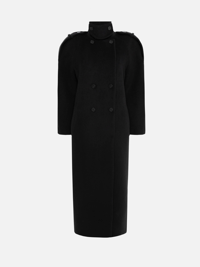 Oversized maxi coat with a collar fastening