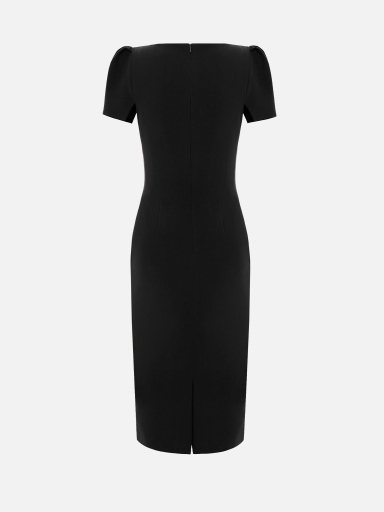 Midi dress with an oval neckline and short sleeves