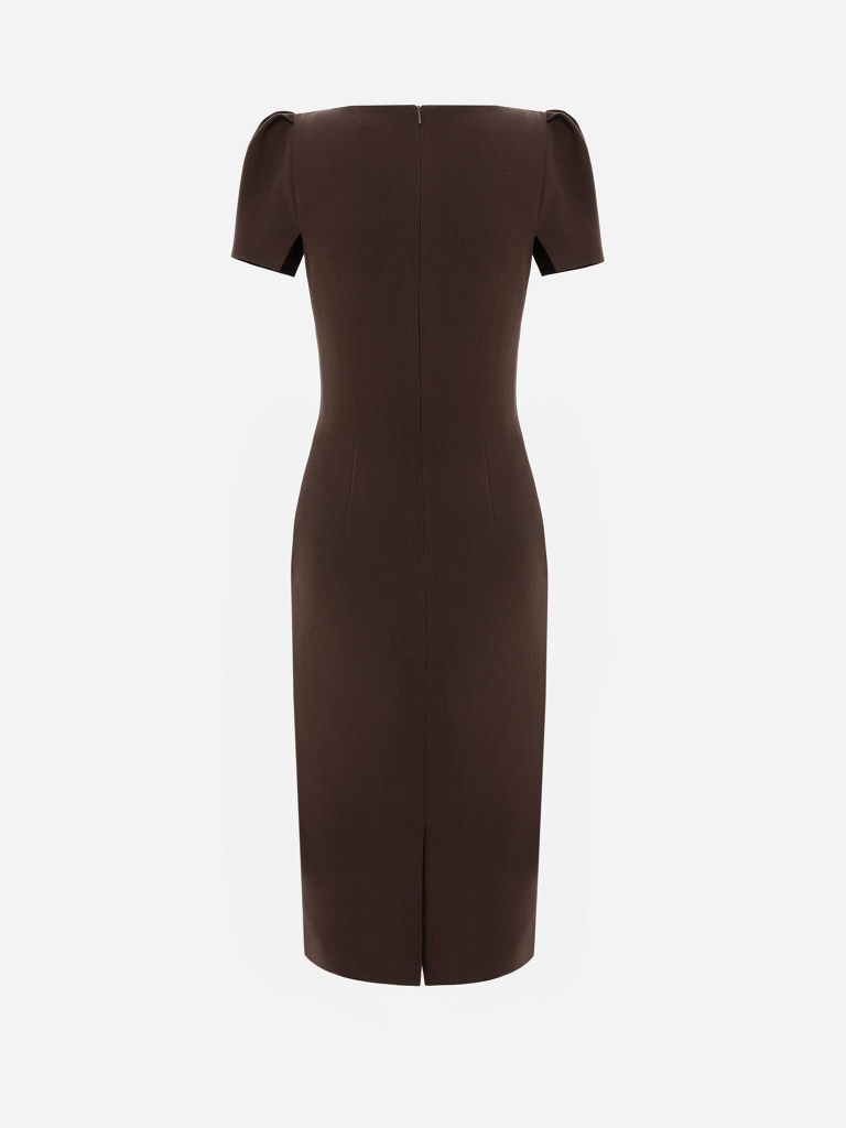Midi dress with an oval neckline and short sleeves