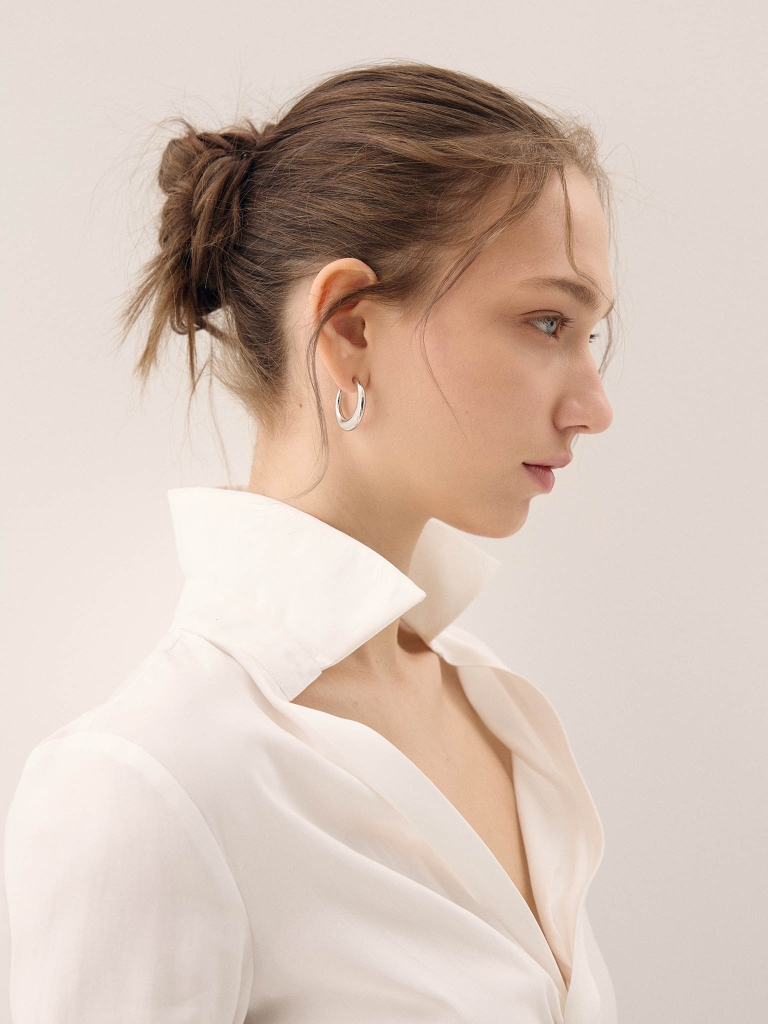 Puffed half-hoop earrings