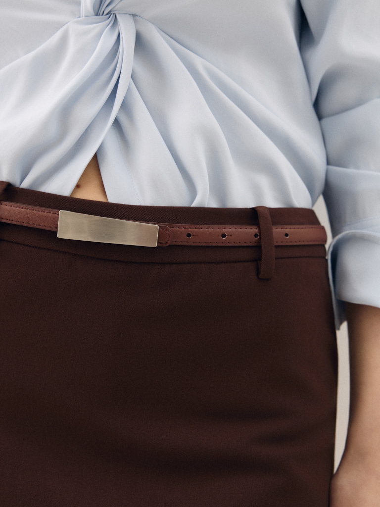 Thin leather belt with a rectangular buckle