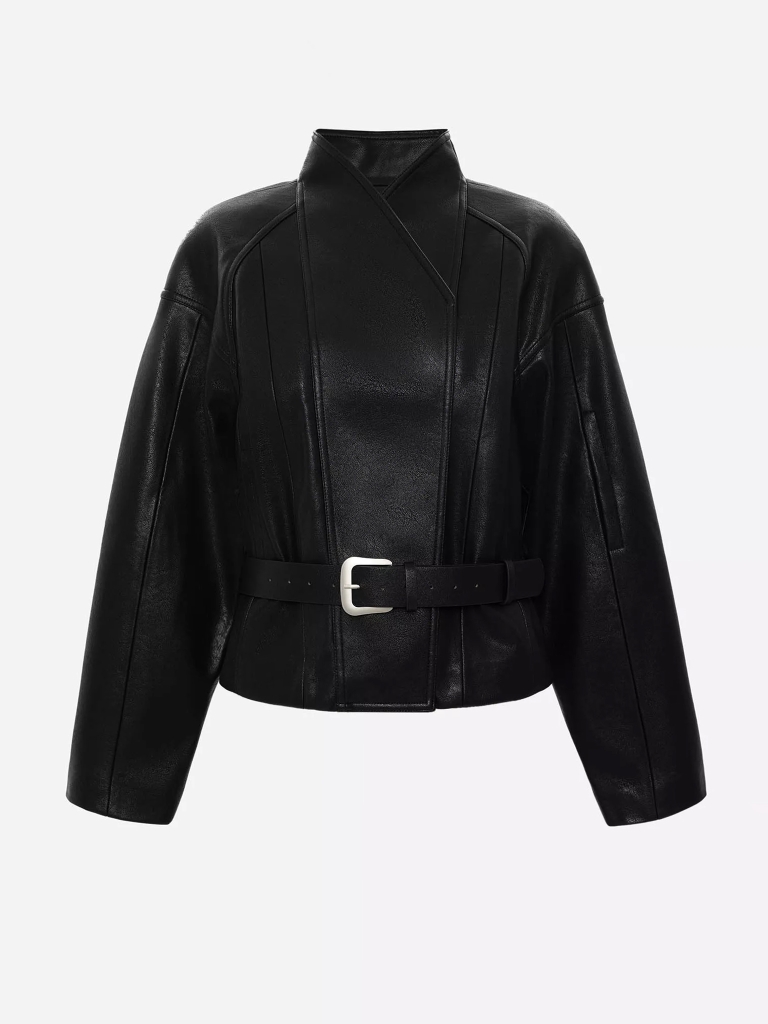 Weit geschnittene Wickeljacke aus Kunstleder mit breitem Gürtel