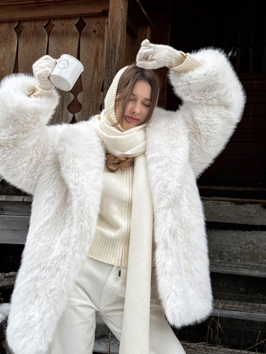 Voluminous mini eco-coat with wide collar :: LICHI - Online