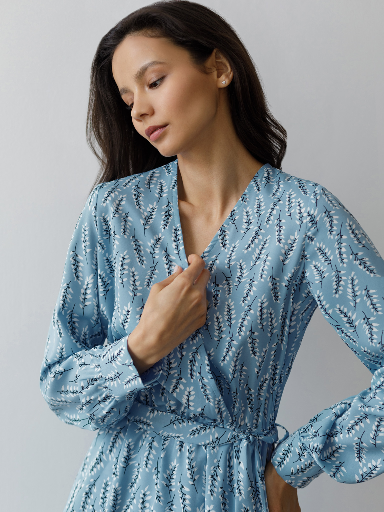 Mini sukienka z paskiem