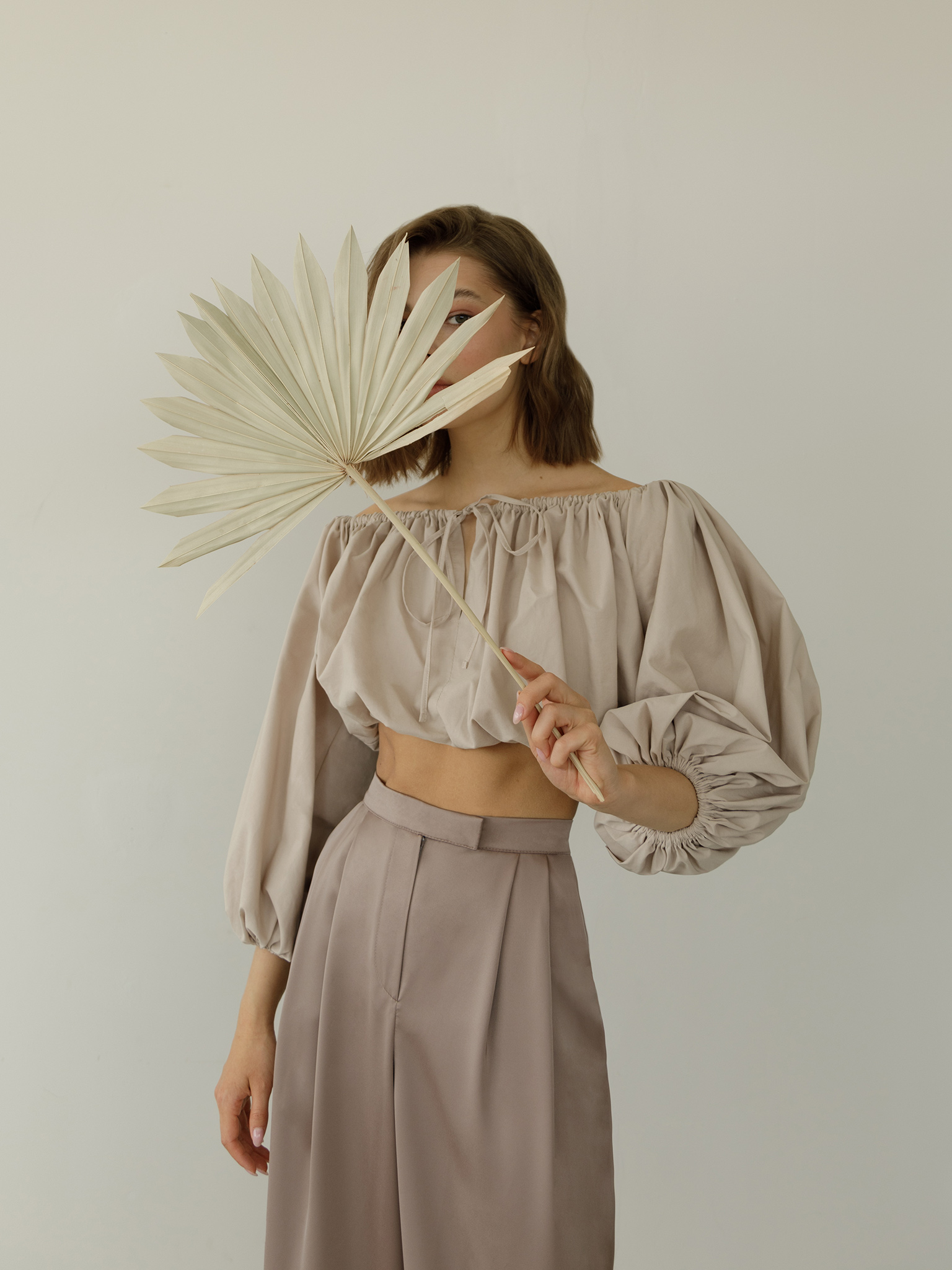 Off-shoulder gathered crop top