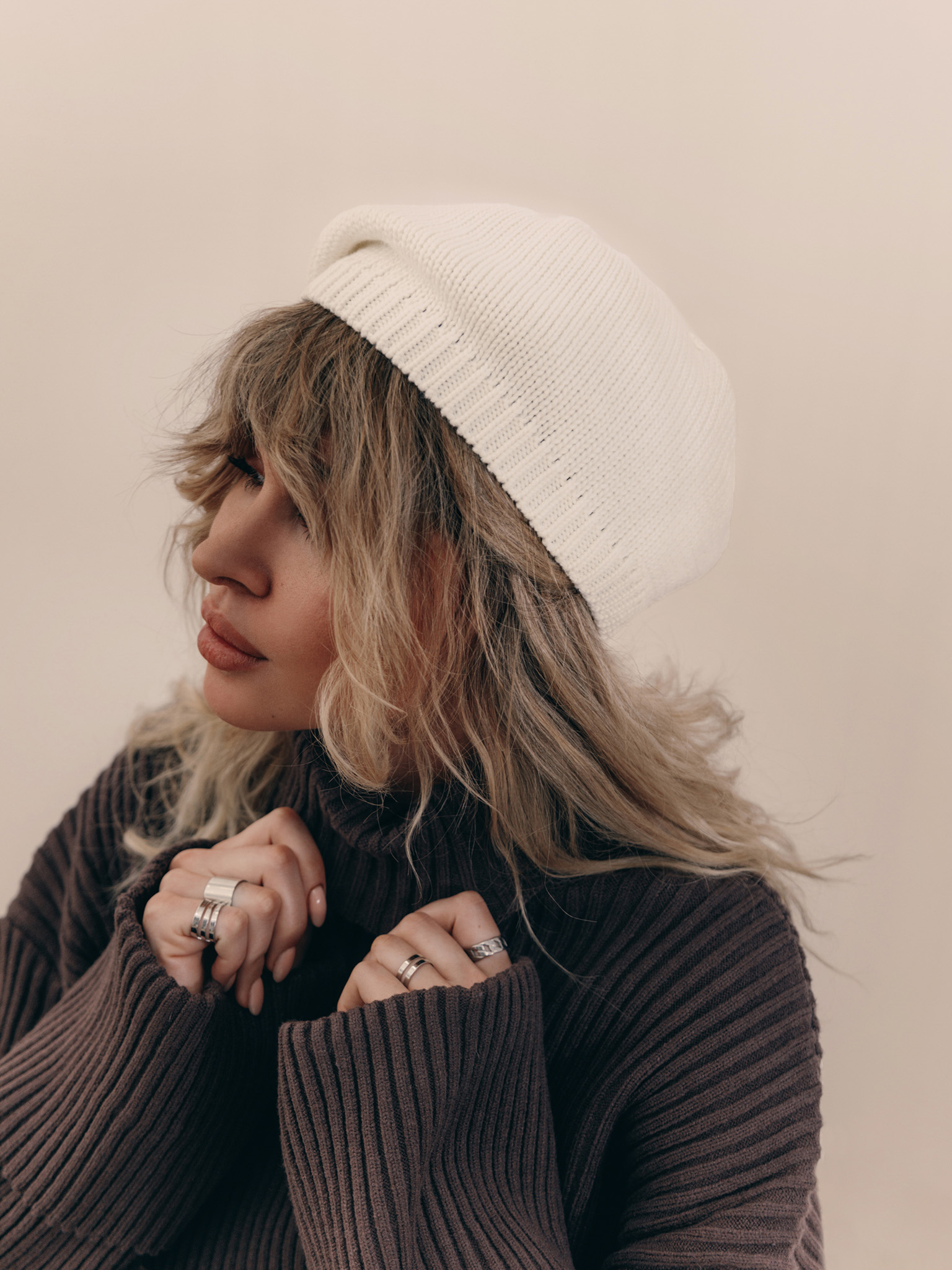 Warm ribbed-knit beret