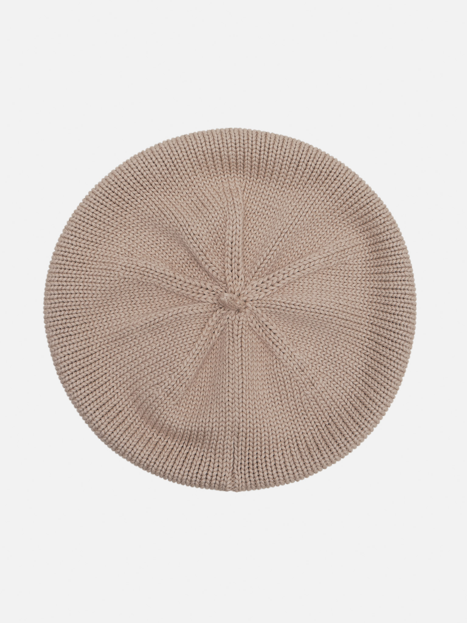 Warm ribbed-knit beret