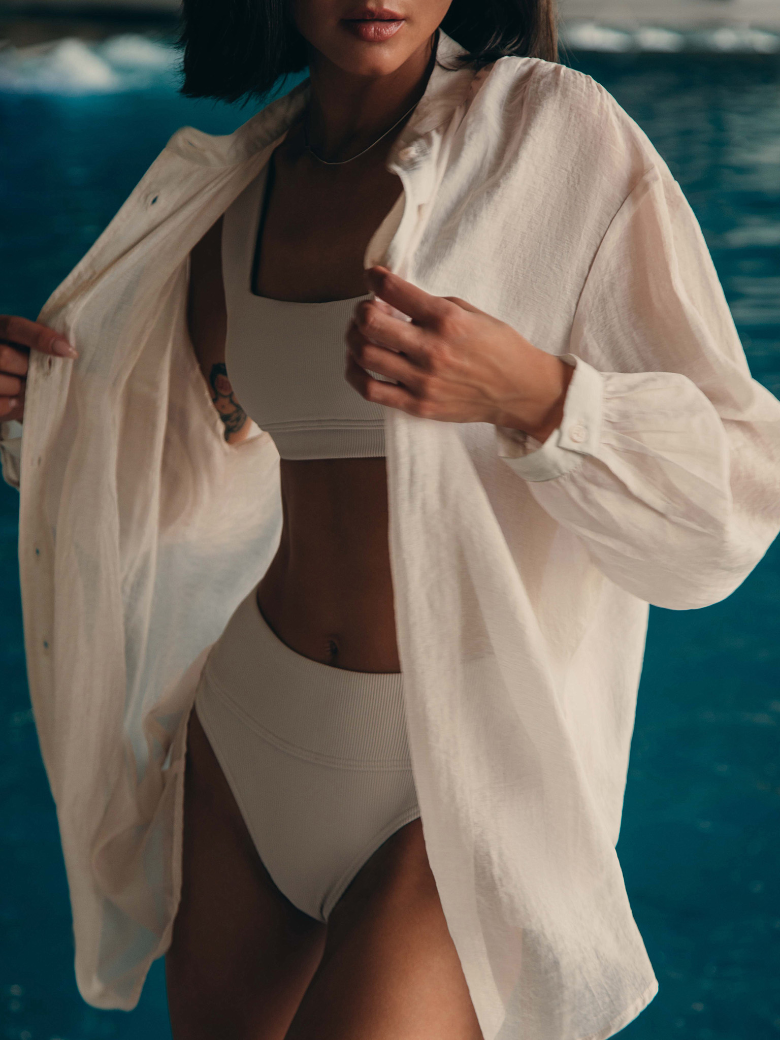 Ribbed wide-strapped bikini top