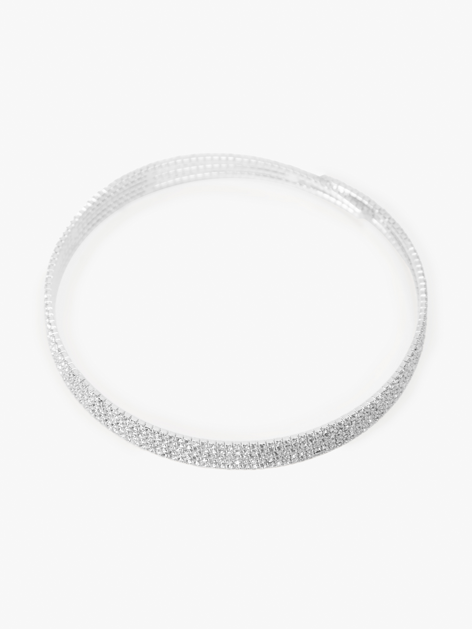 Wide round rhinestone necklace
