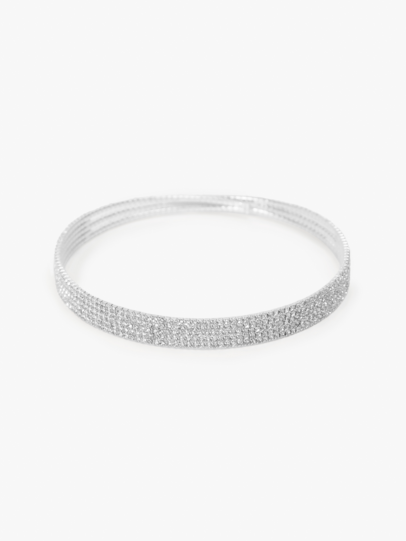 Wide round rhinestone necklace