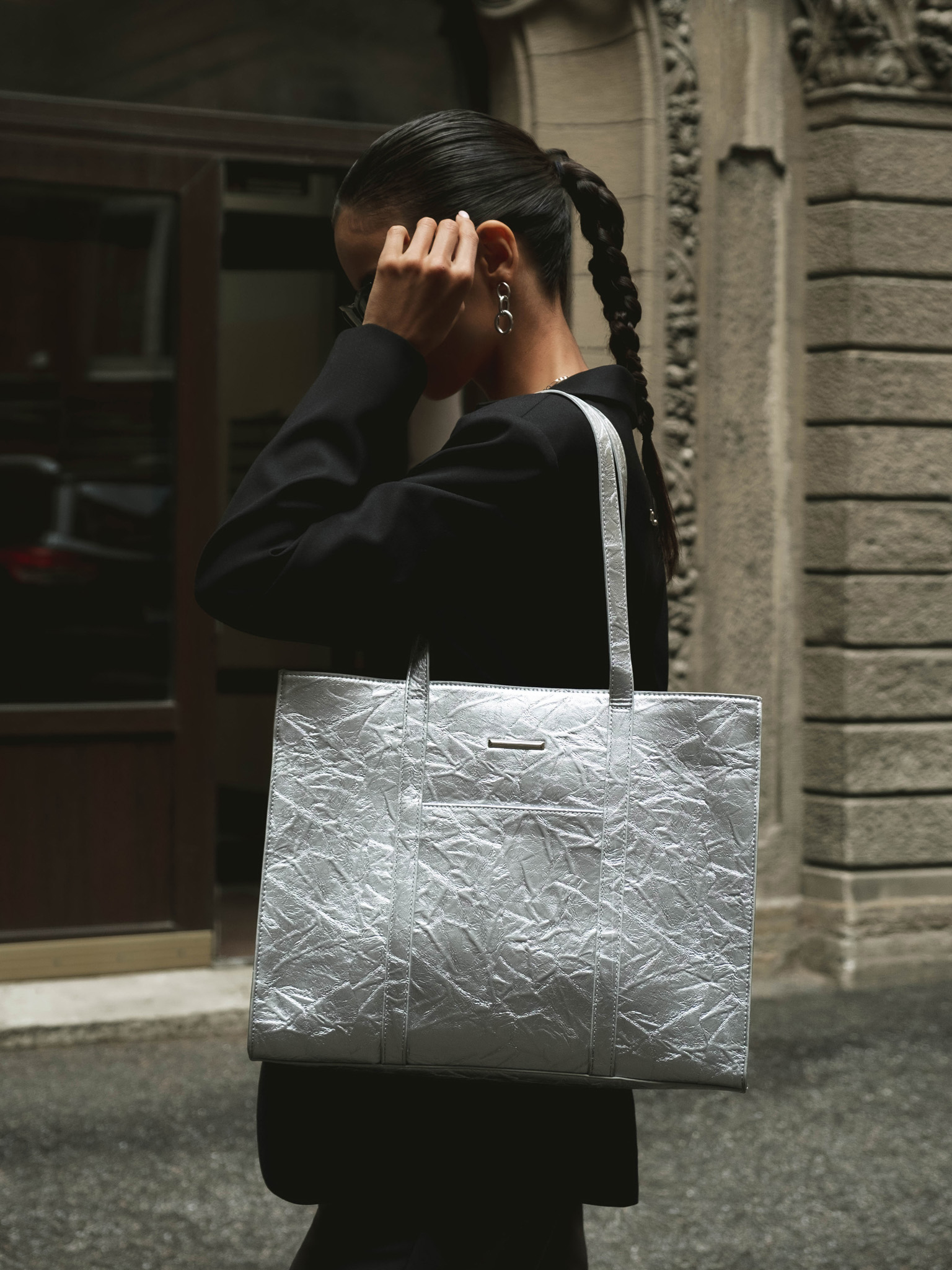 Wrinkled eco-leather square bag