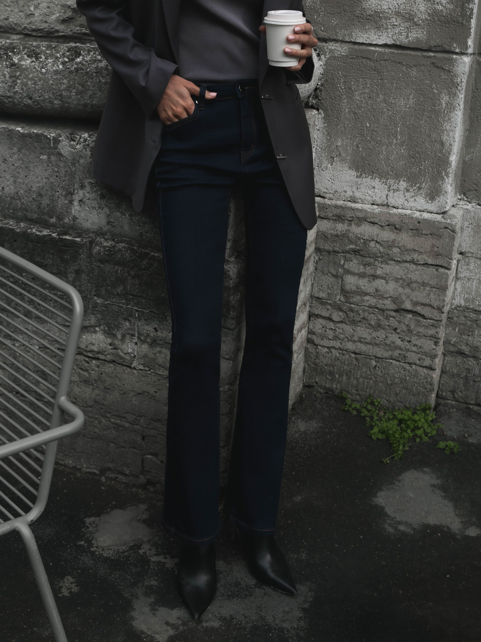 Ausgestellte Jeans mit hohem Bund