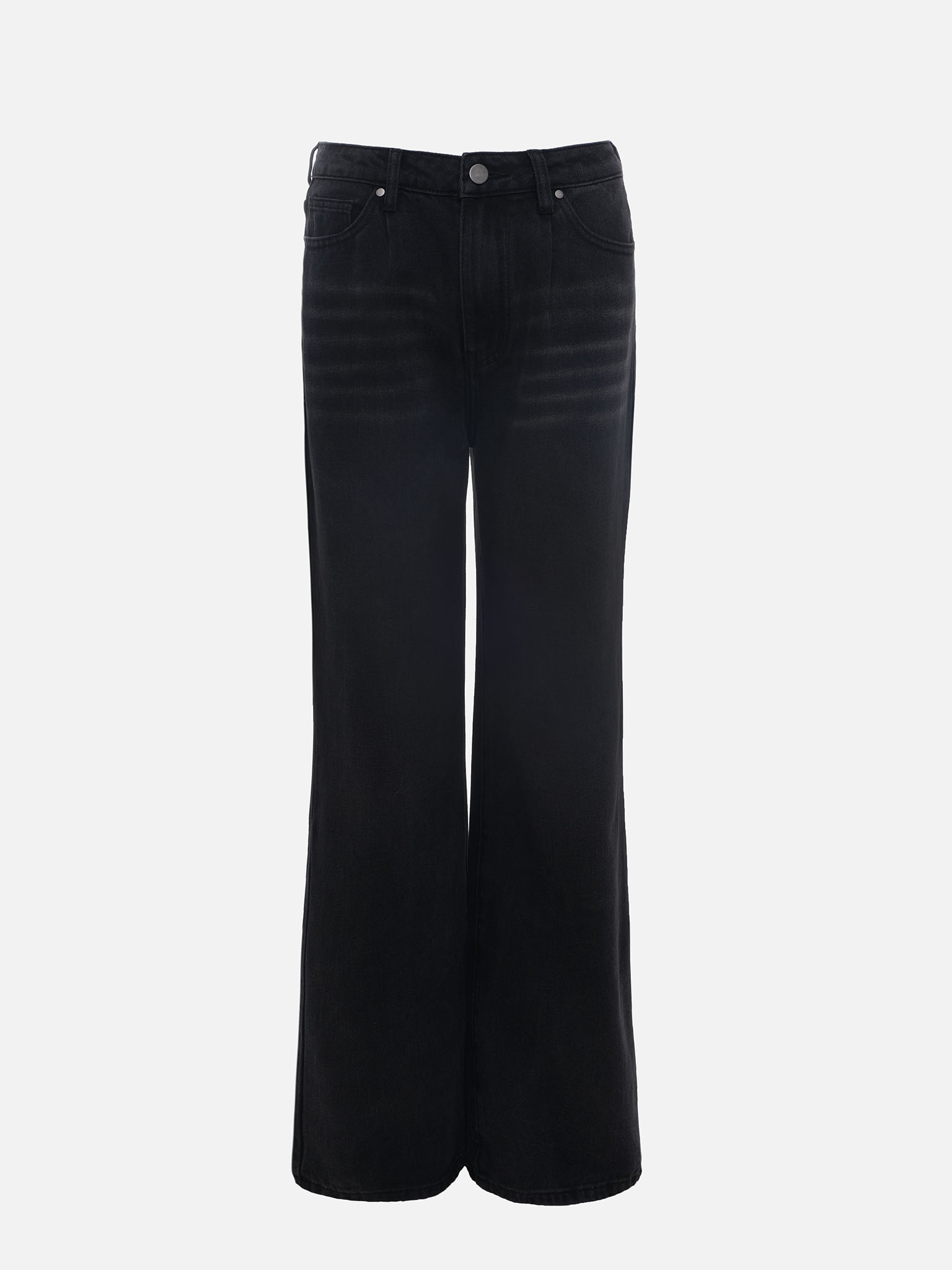 Loose high-waisted jeans
