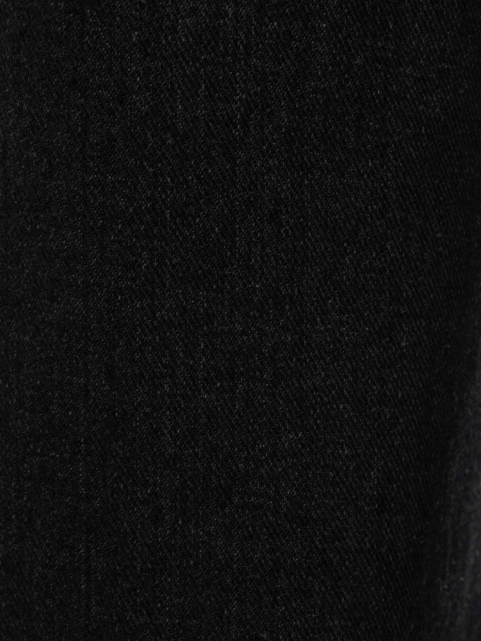 Расклешенные от колена джинсы