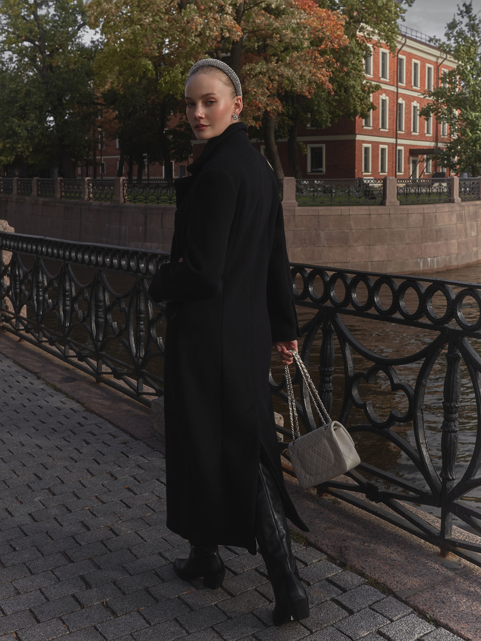 Fitted monochrome maxi coat