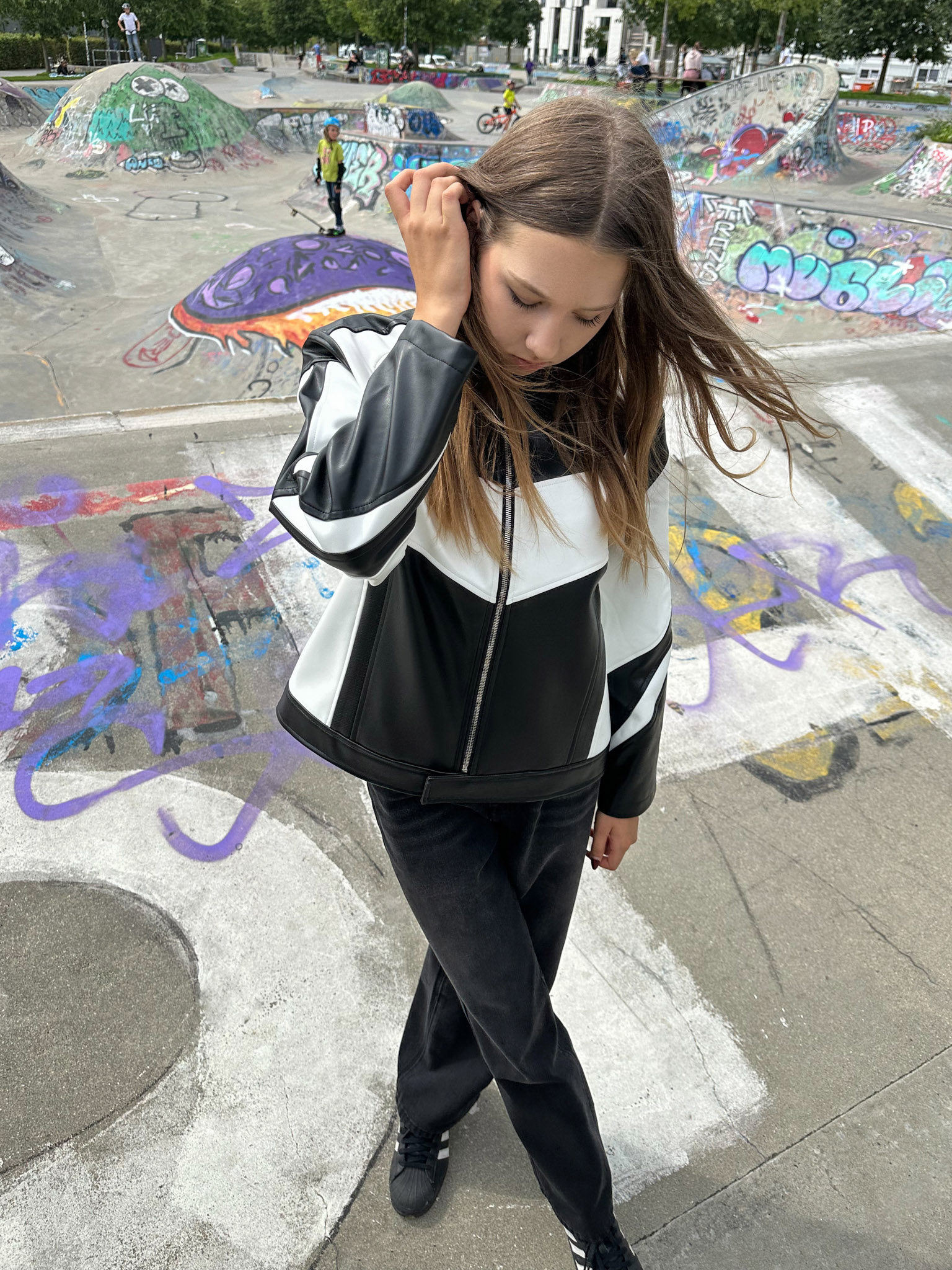 Bikerjacke aus Eco-Leder in Übergröße