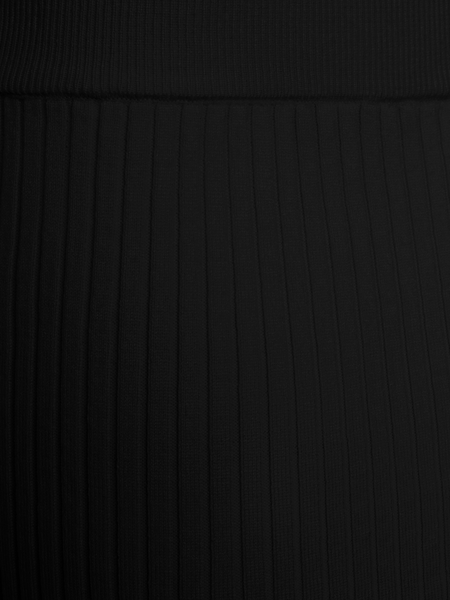 Mini rib-knit skirt with flounce at bottom edge