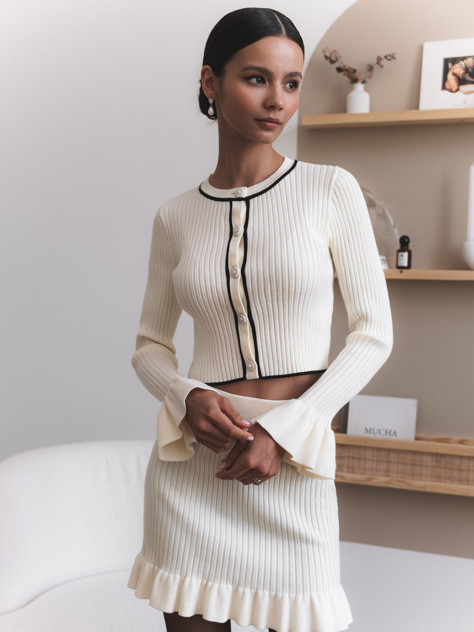 Rib-knit cardigan with cuff flounces