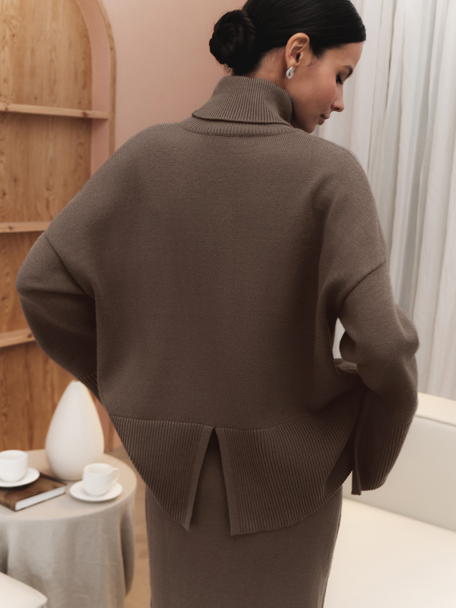 Luźny dzianinowy sweter