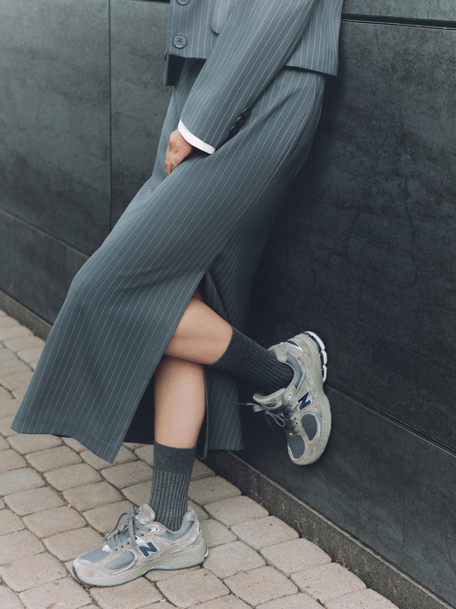 Straight maxi skirt with fine stripes