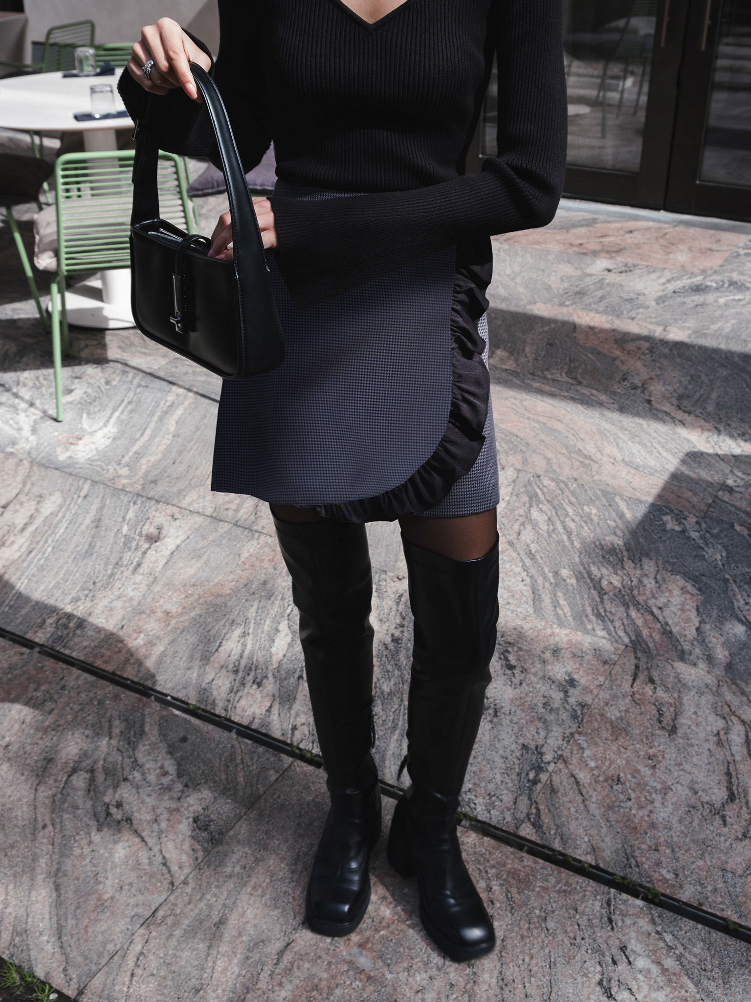 Mini-jupe pied-de-poule avec volants contrastants