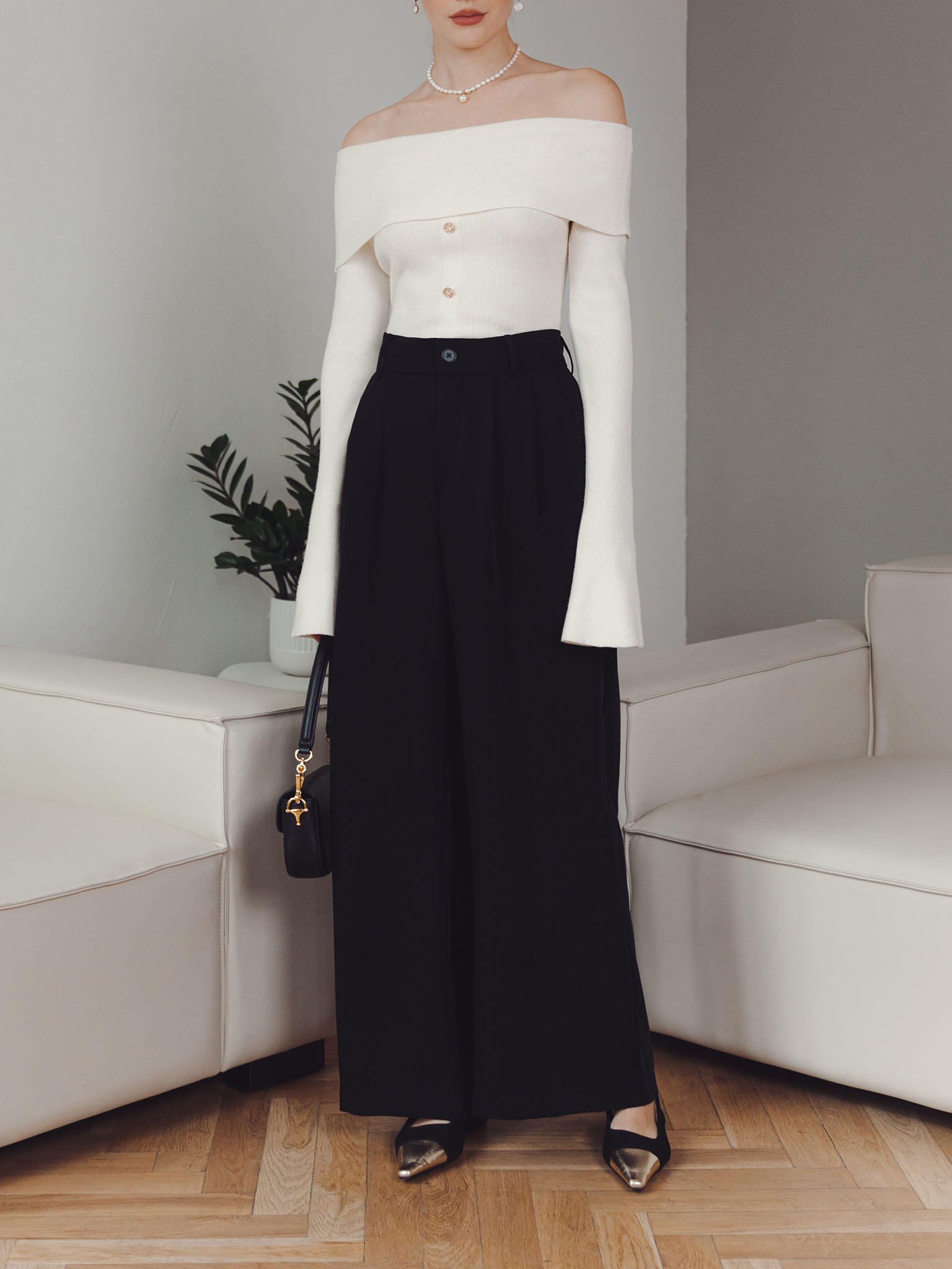 Palazzo trousers with waist pleats