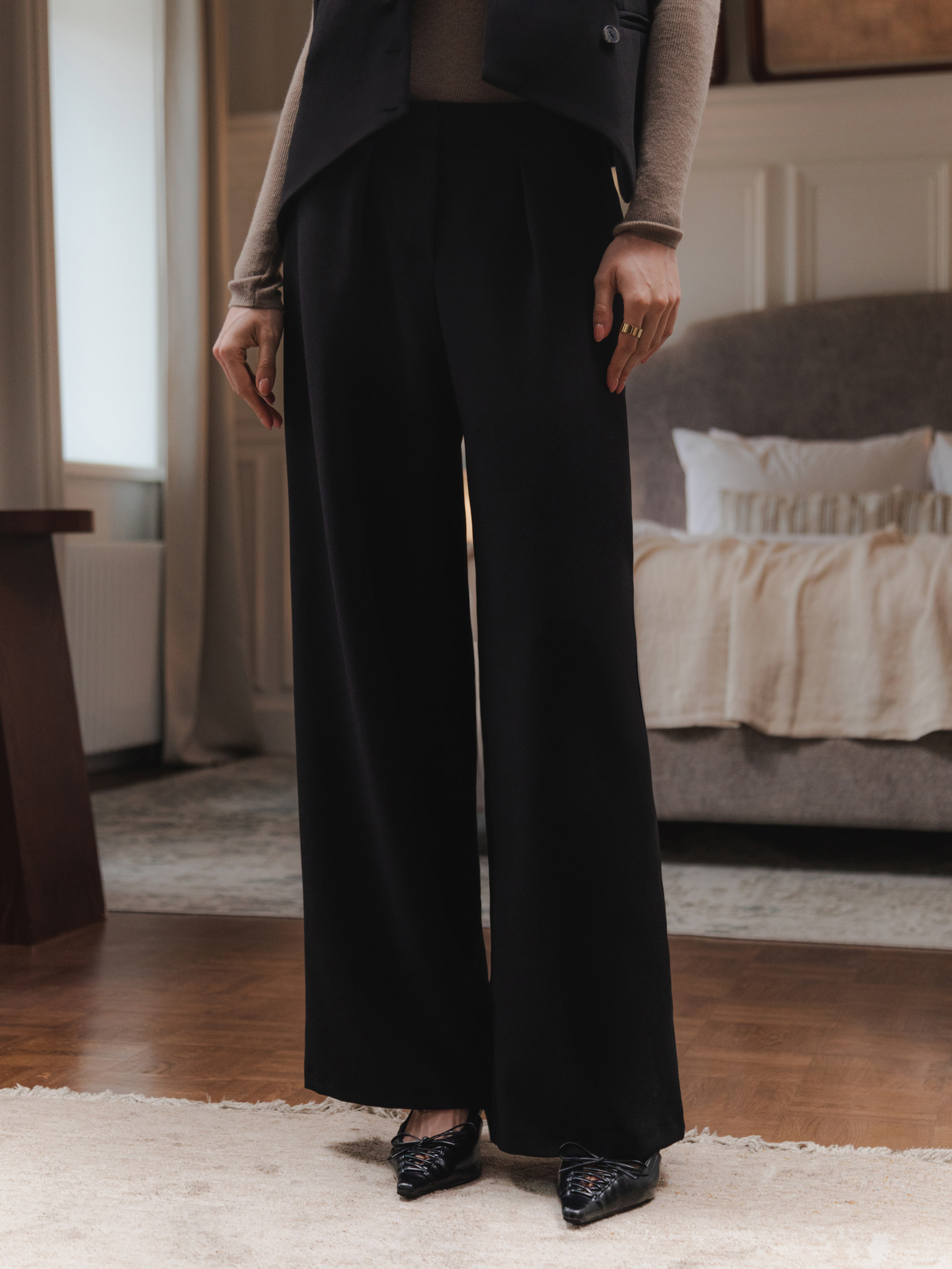 Hose mit Bundfalten aus Anzugstoff