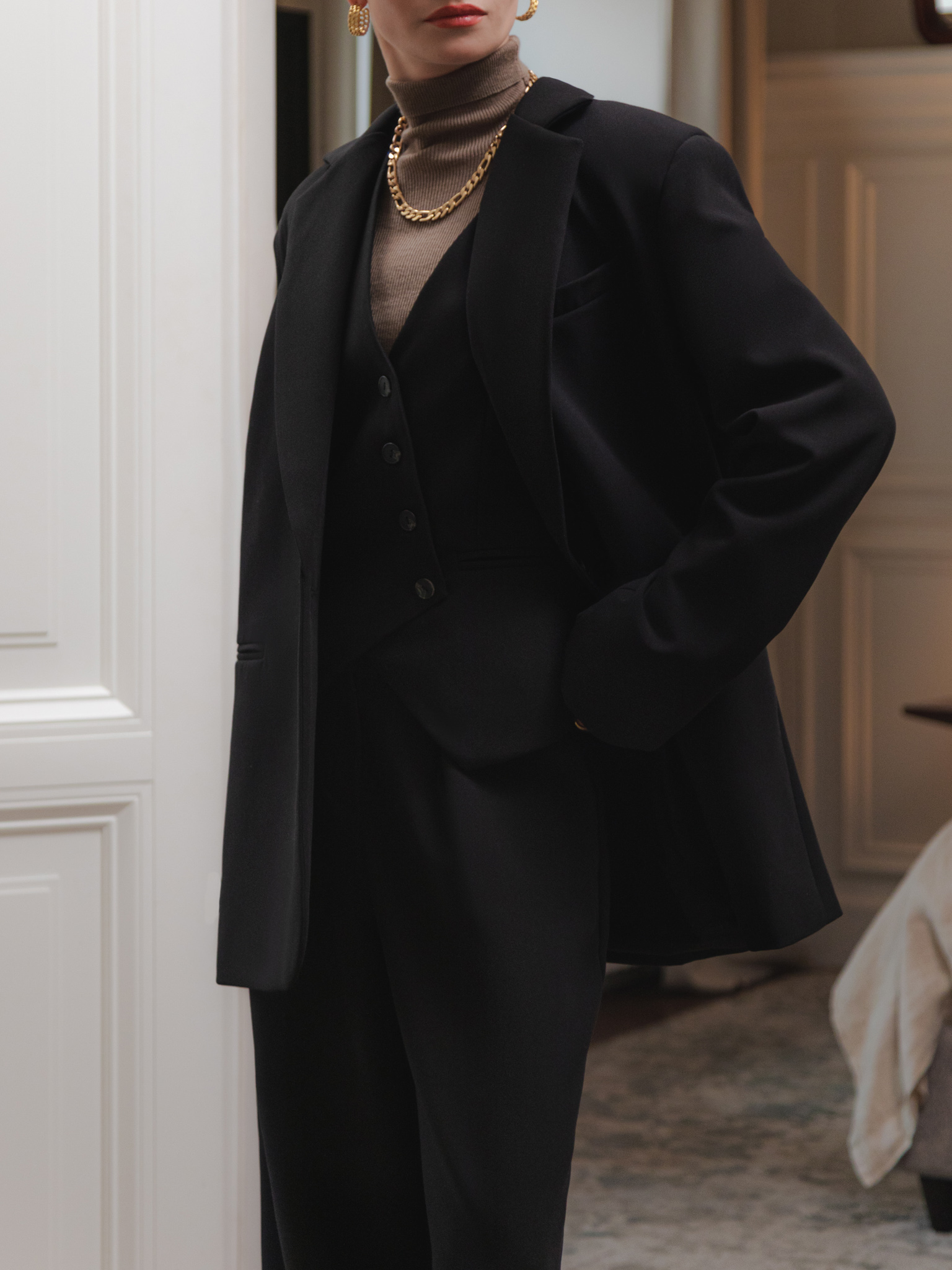 Single-breasted oversize jacket in suiting fabric