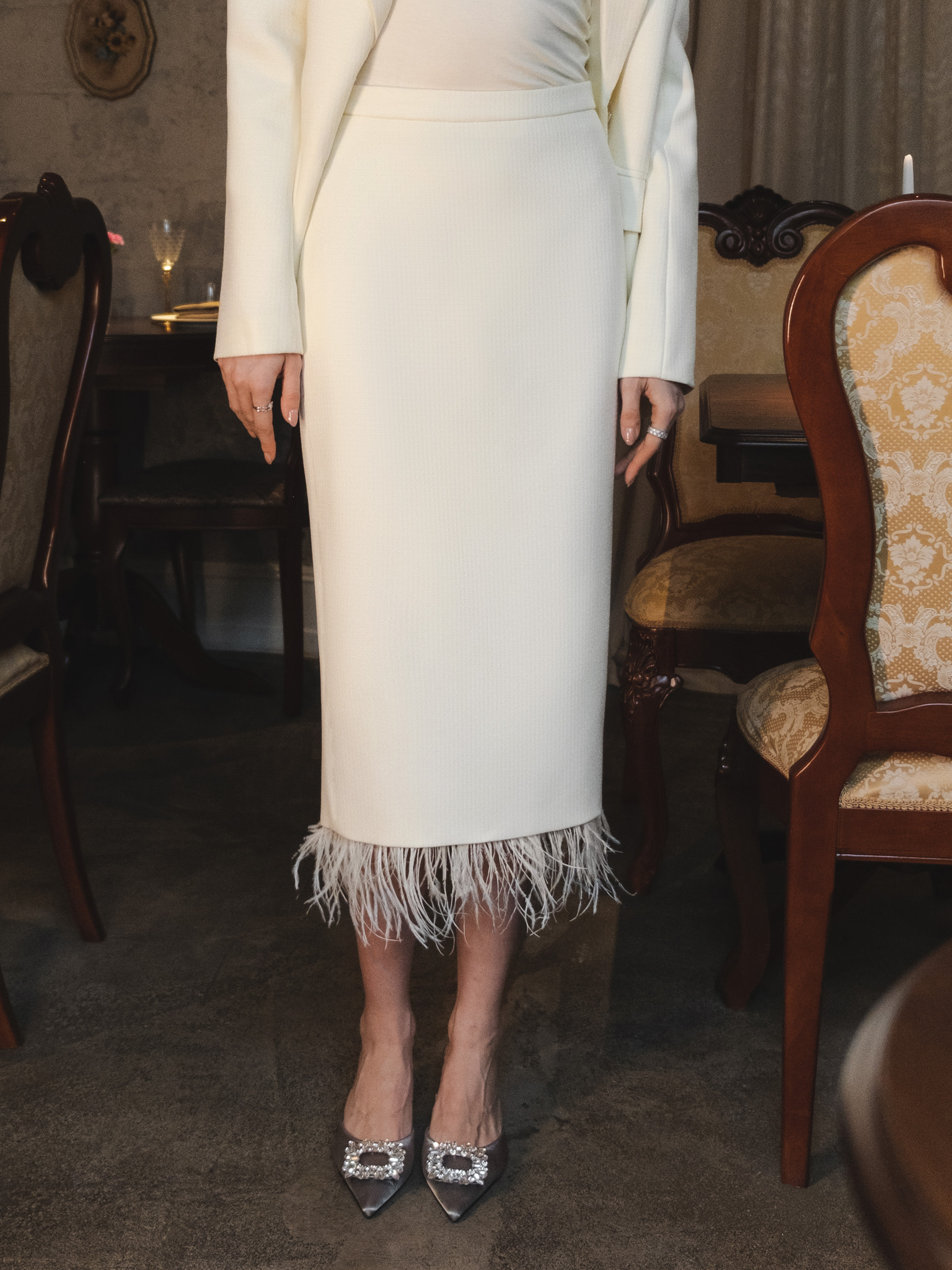 Straight midi skirt with feathers
