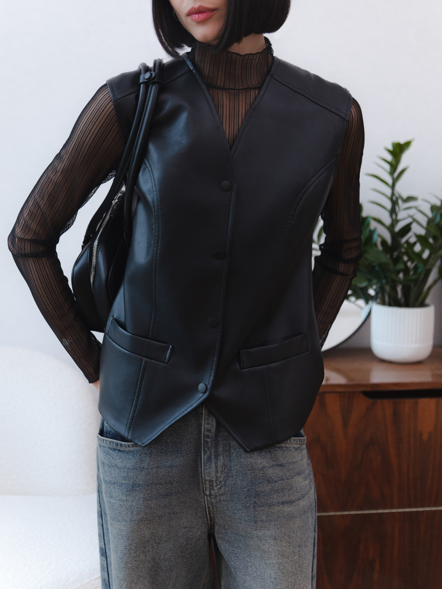 Matte eco-leather straight waistcoat