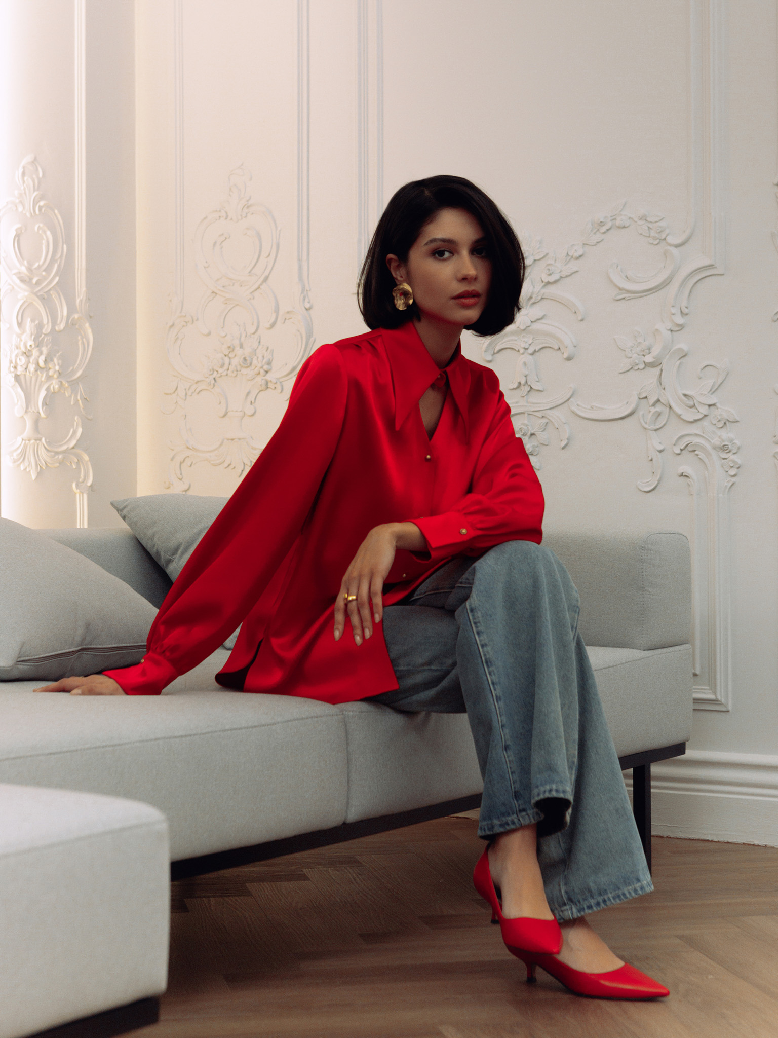 Fließende Bluse mit Cutout