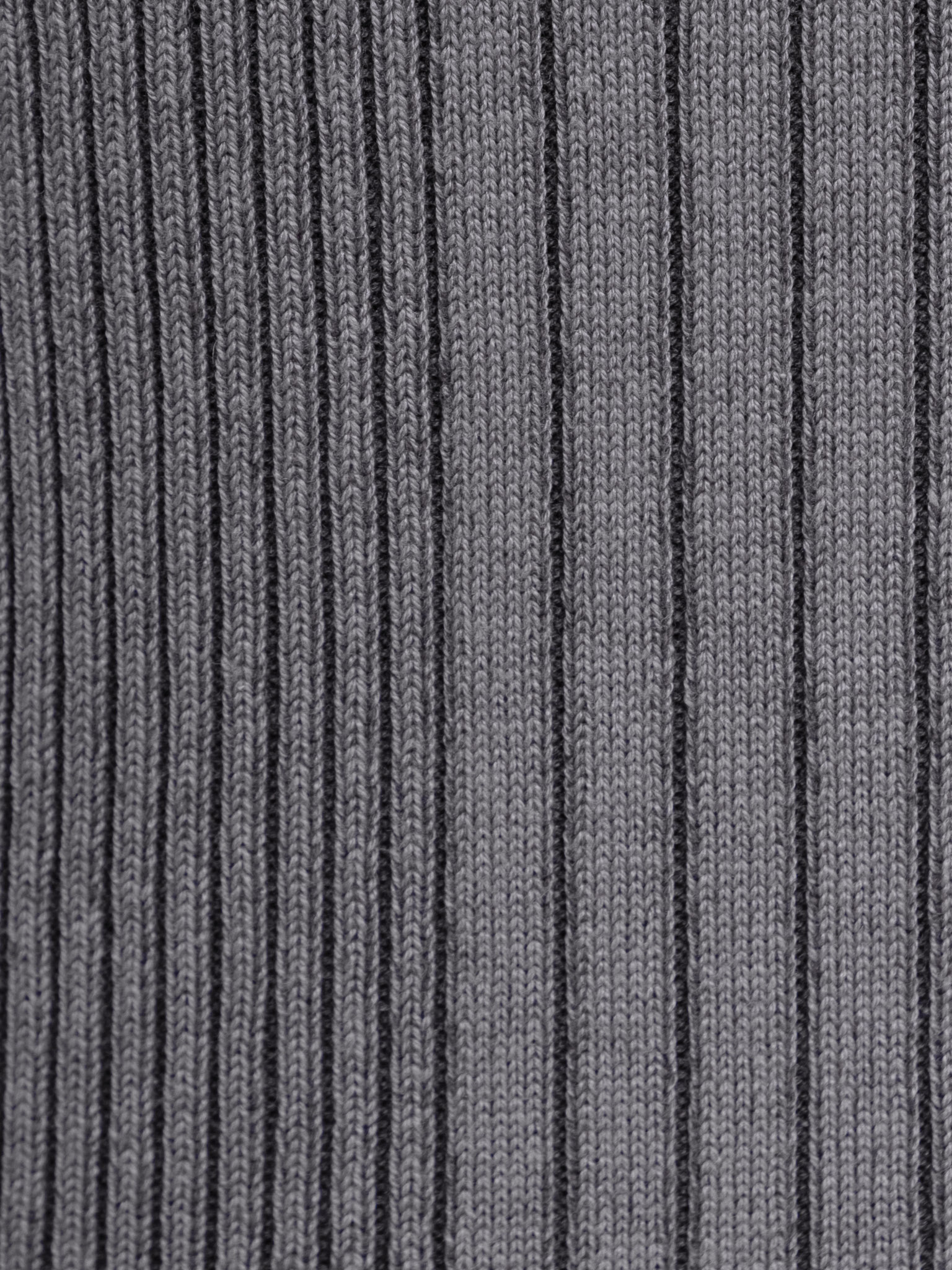 Open-shoulder jersey top