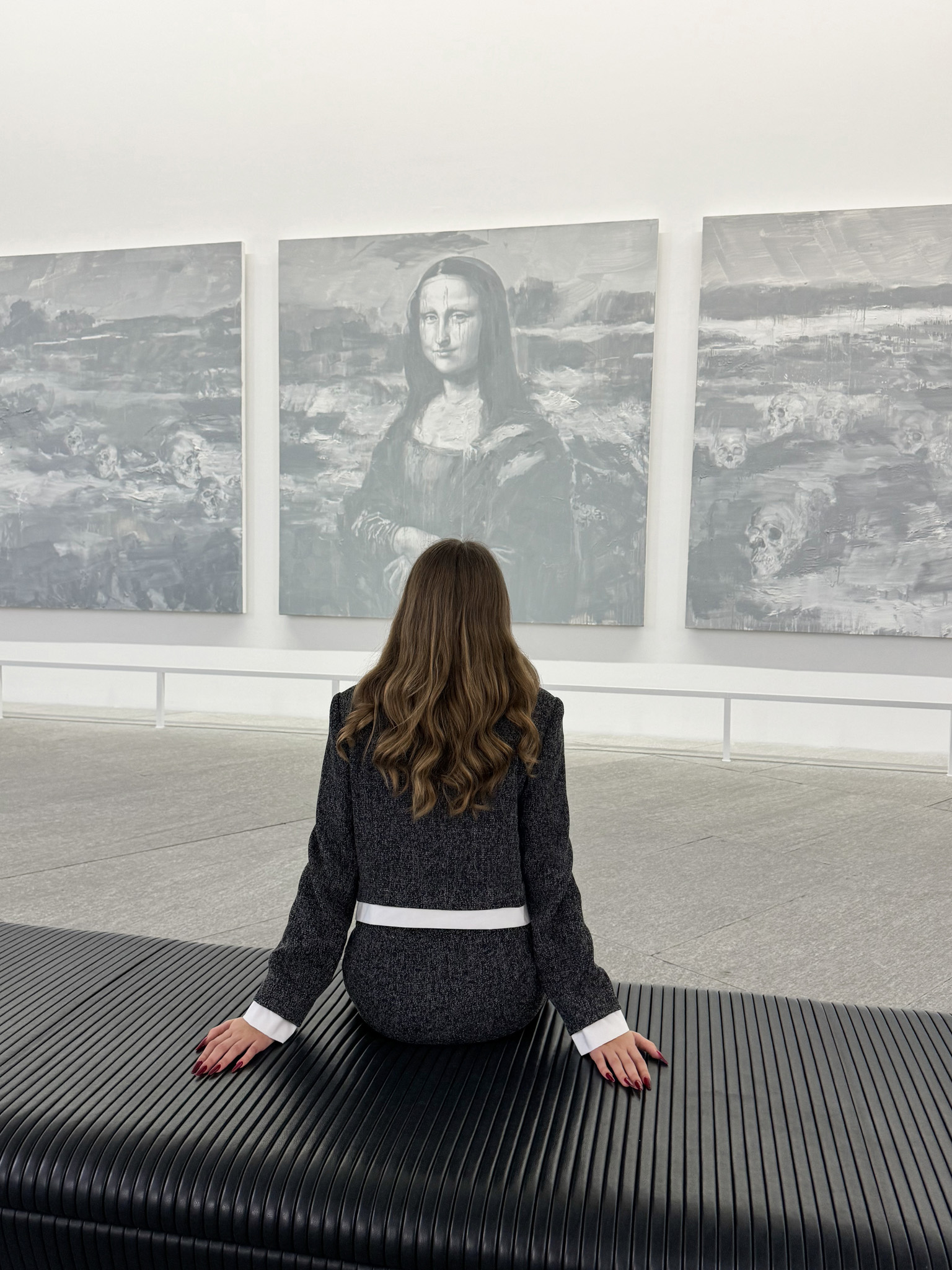 سترة أحادية الصدر مع أزرار على شكل قلب