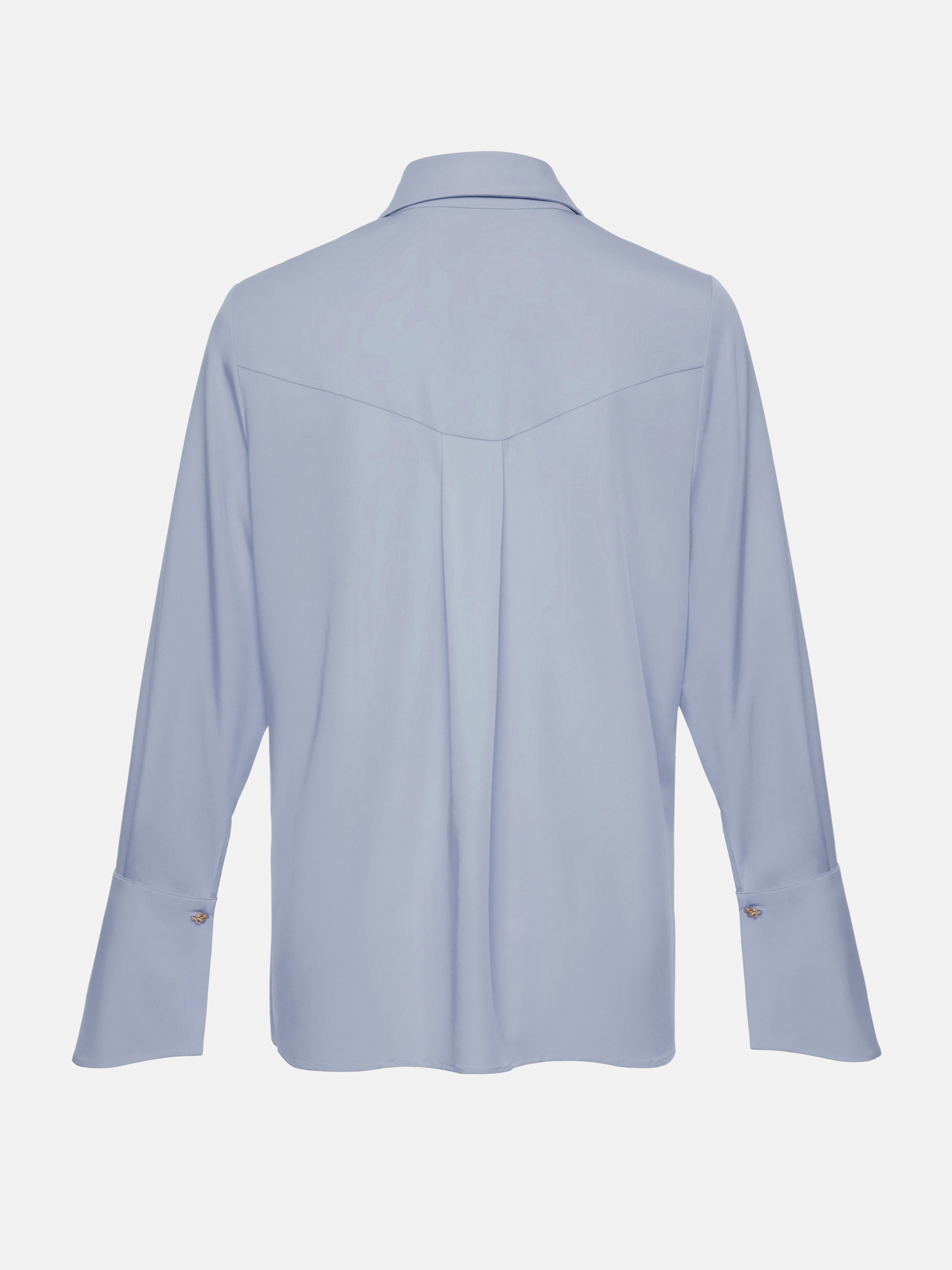 Loose shirt with wide cuffs