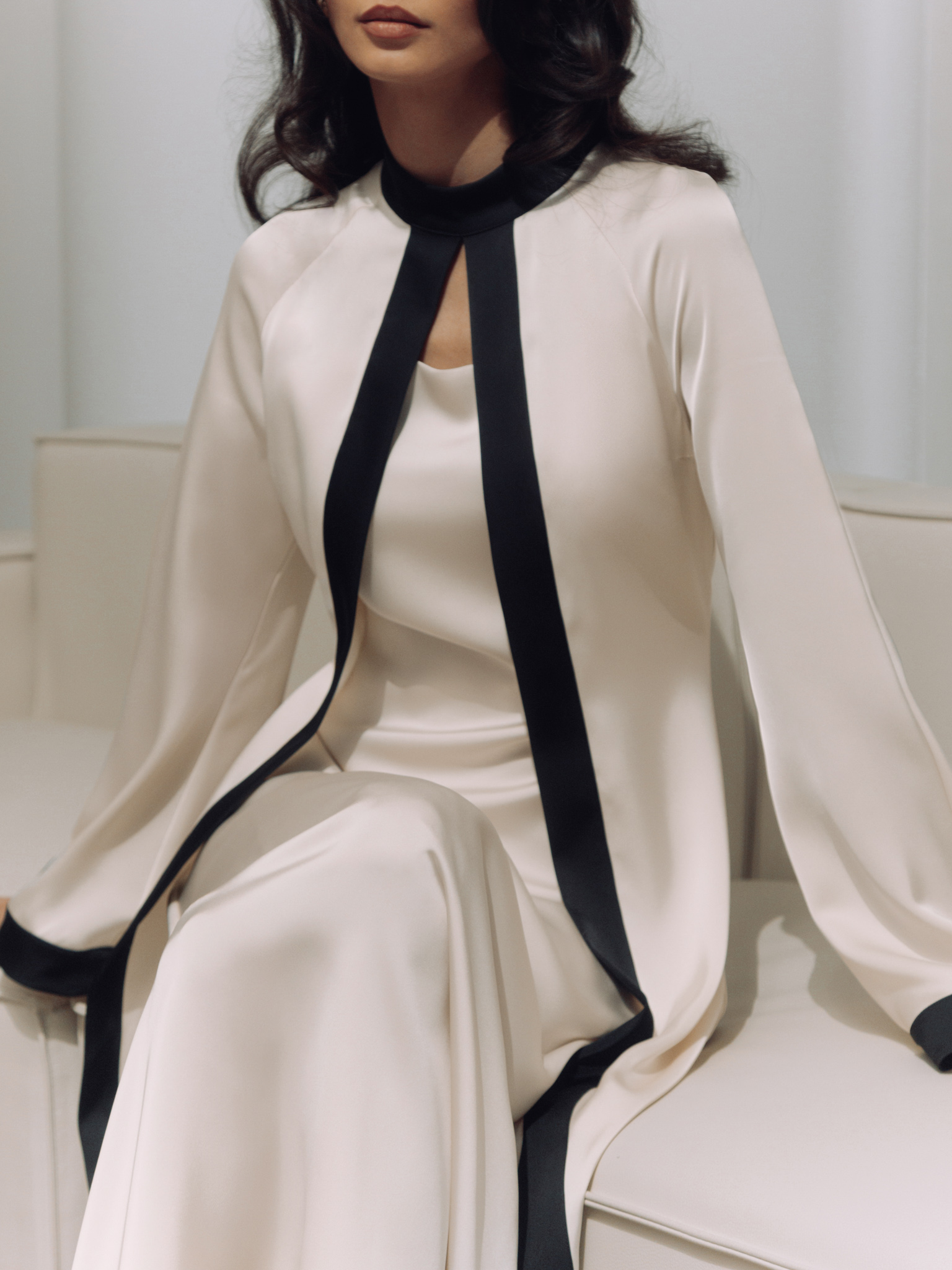 Maxi dress with a loose cape
