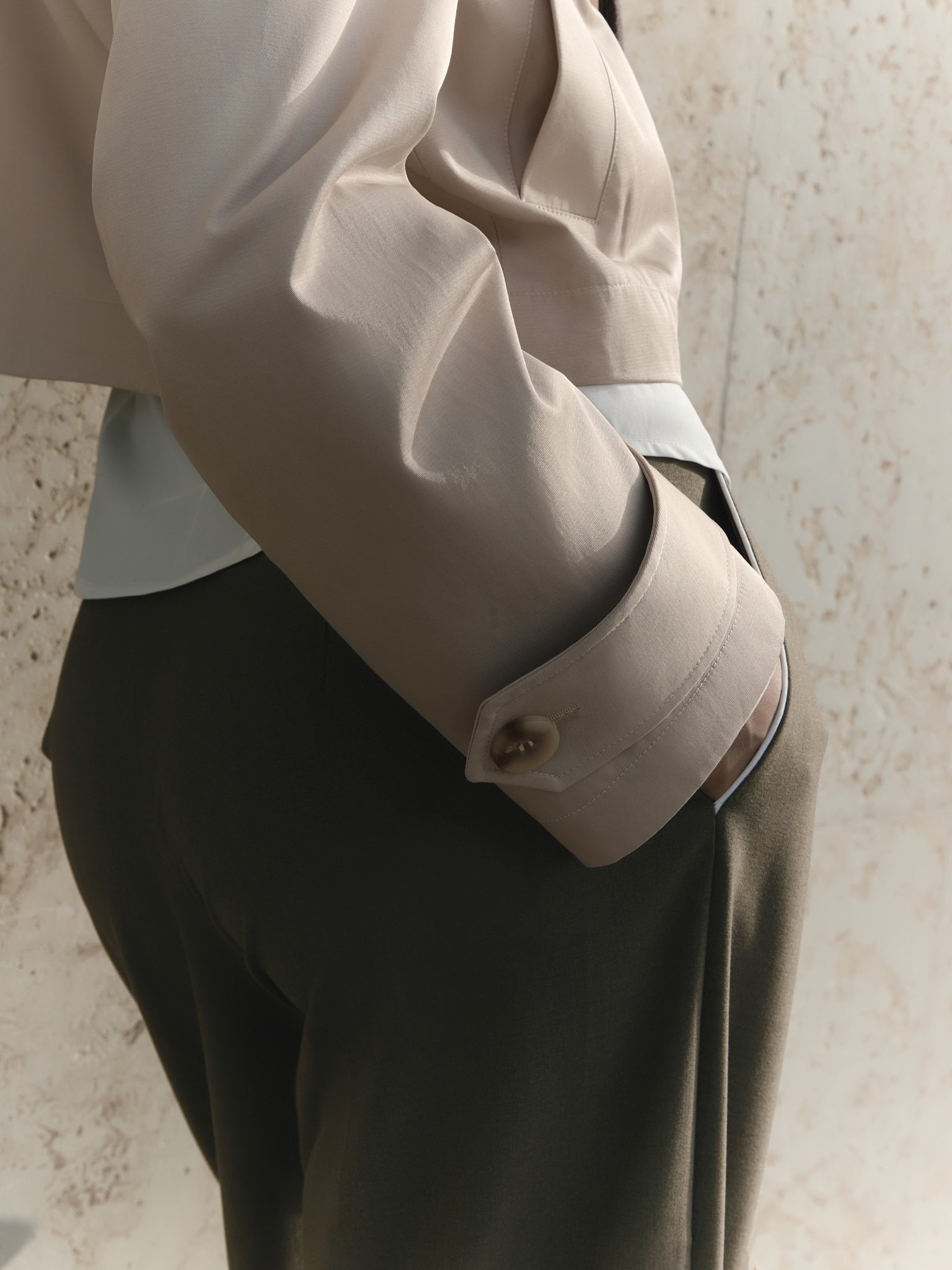 Cropped double-breasted trench coat