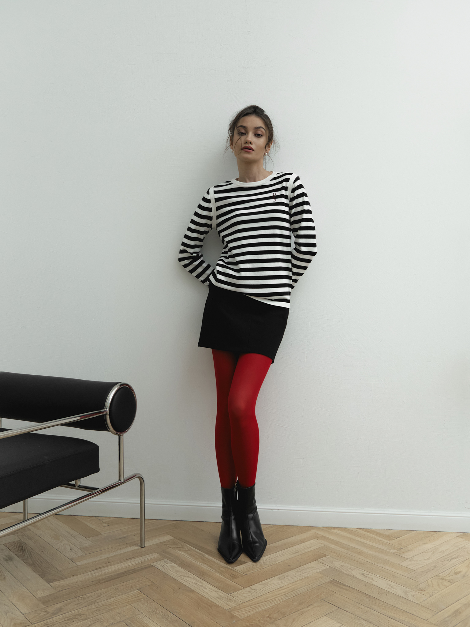 Лонгслив в полоску с вышивкой