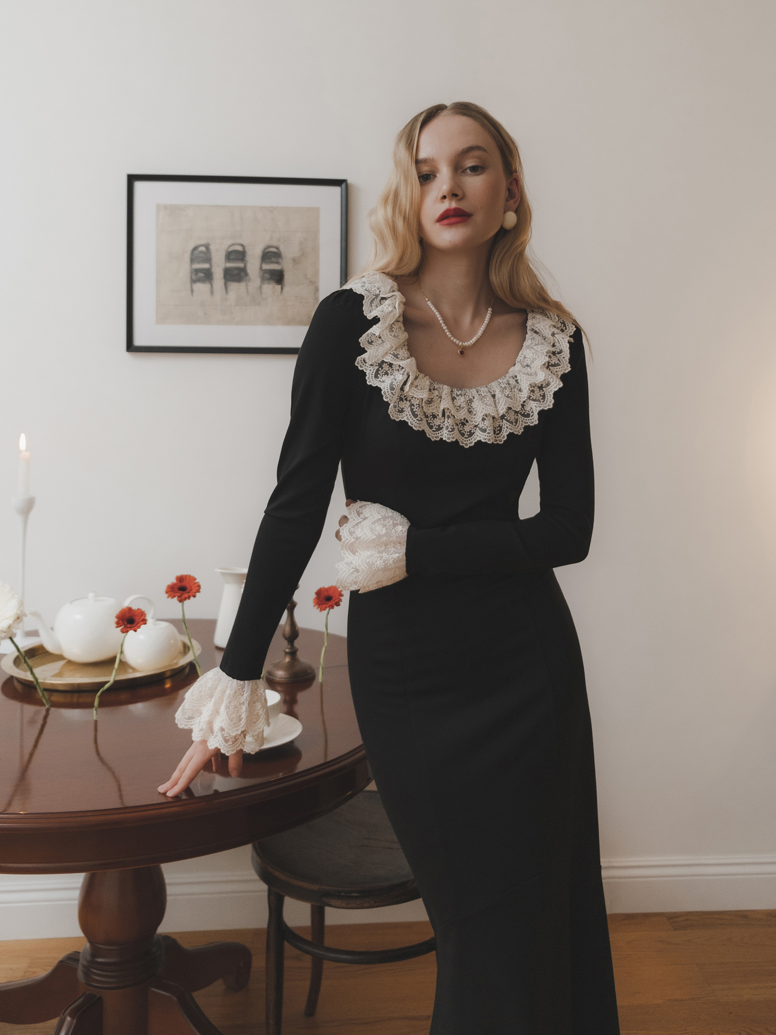 Knitted maxi dress with contrasting lace