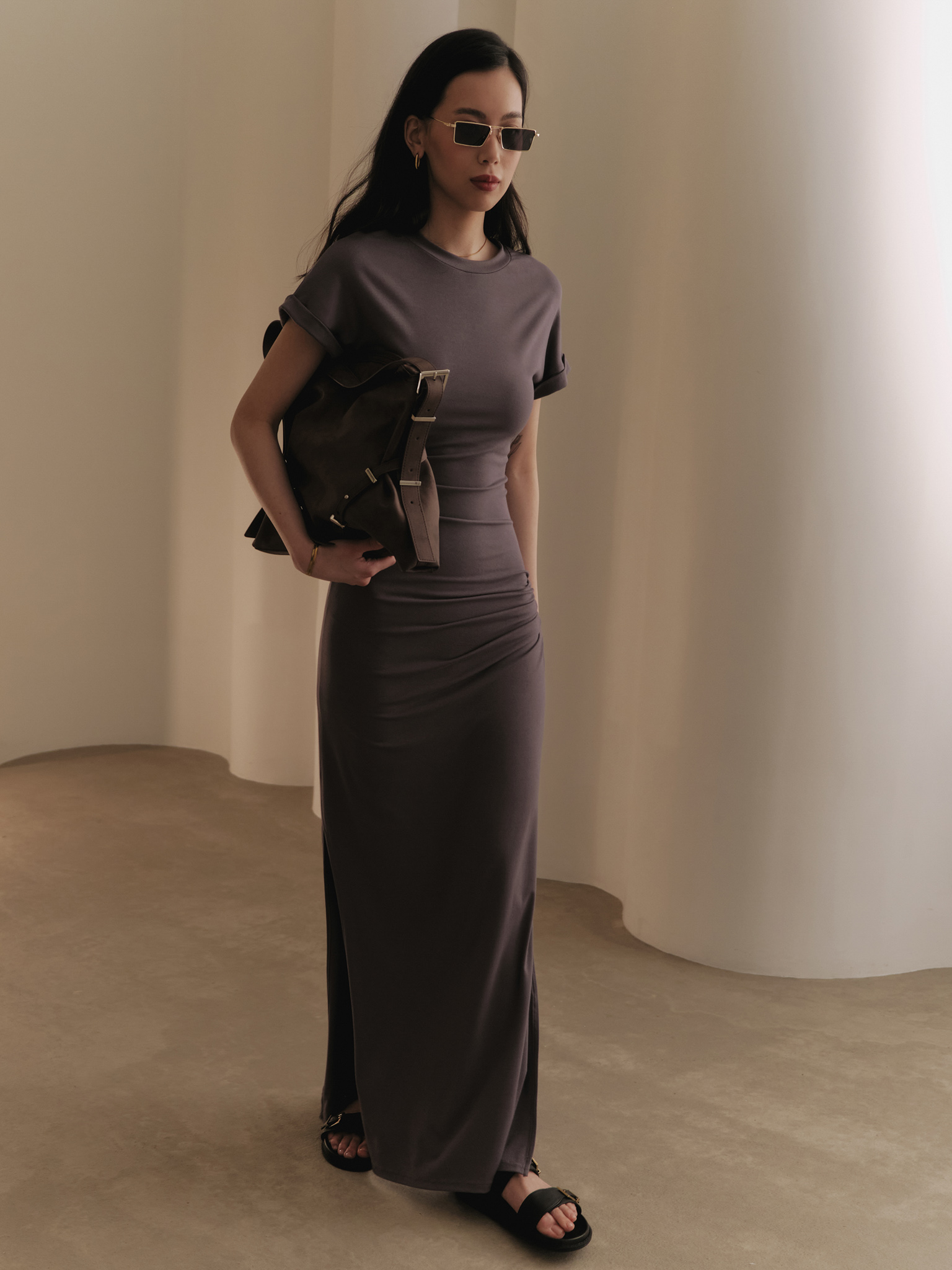 Fitted maxi dress with short sleeves