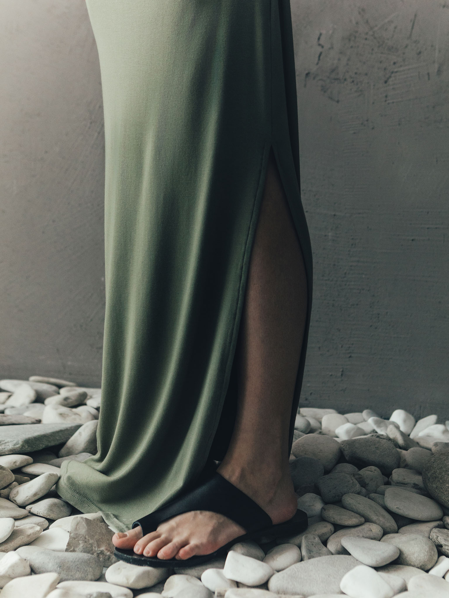 Fitted maxi dress with short sleeves