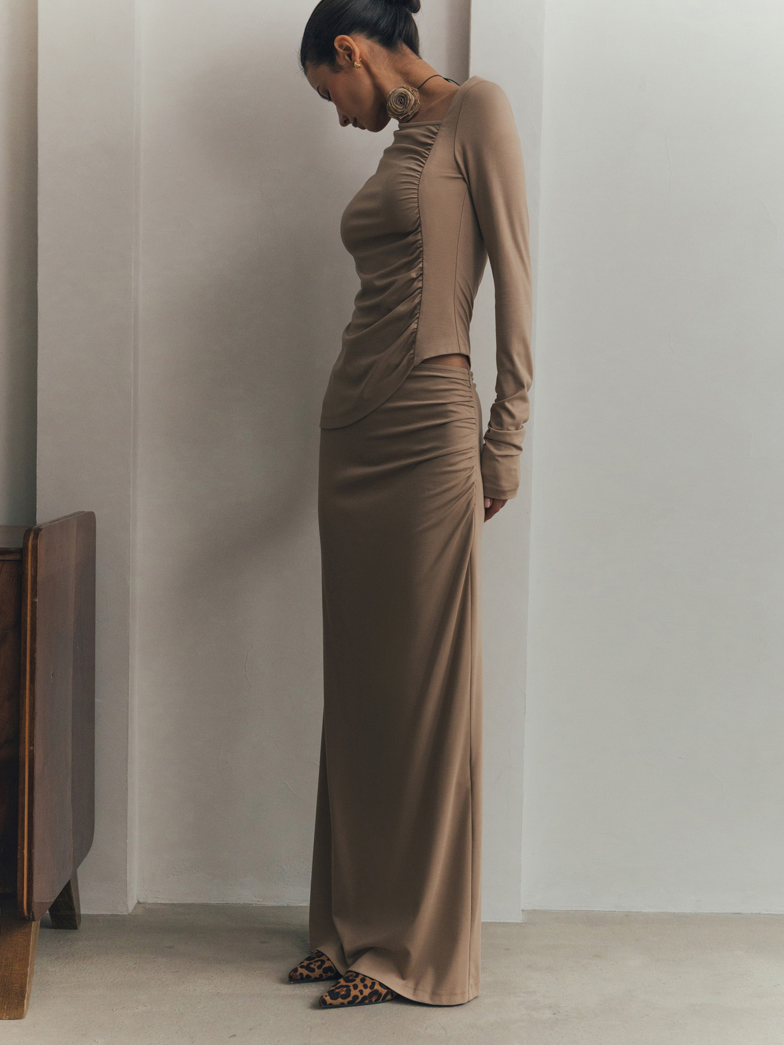 Maxi skirt with asymmetrical gathering