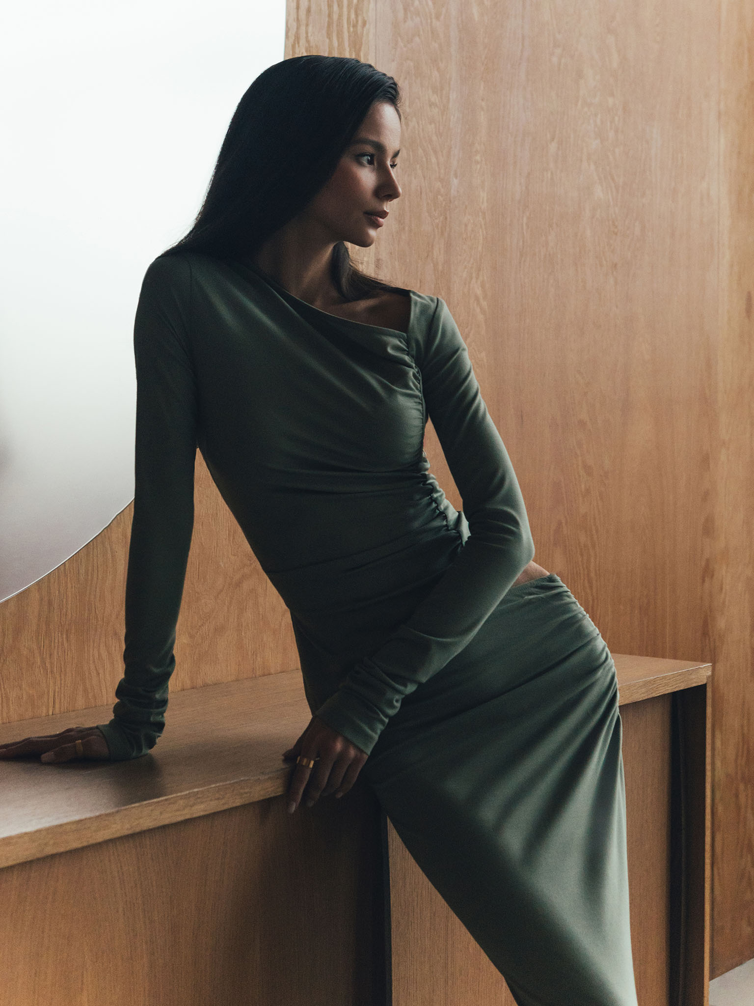 Maxi skirt with asymmetrical gathering