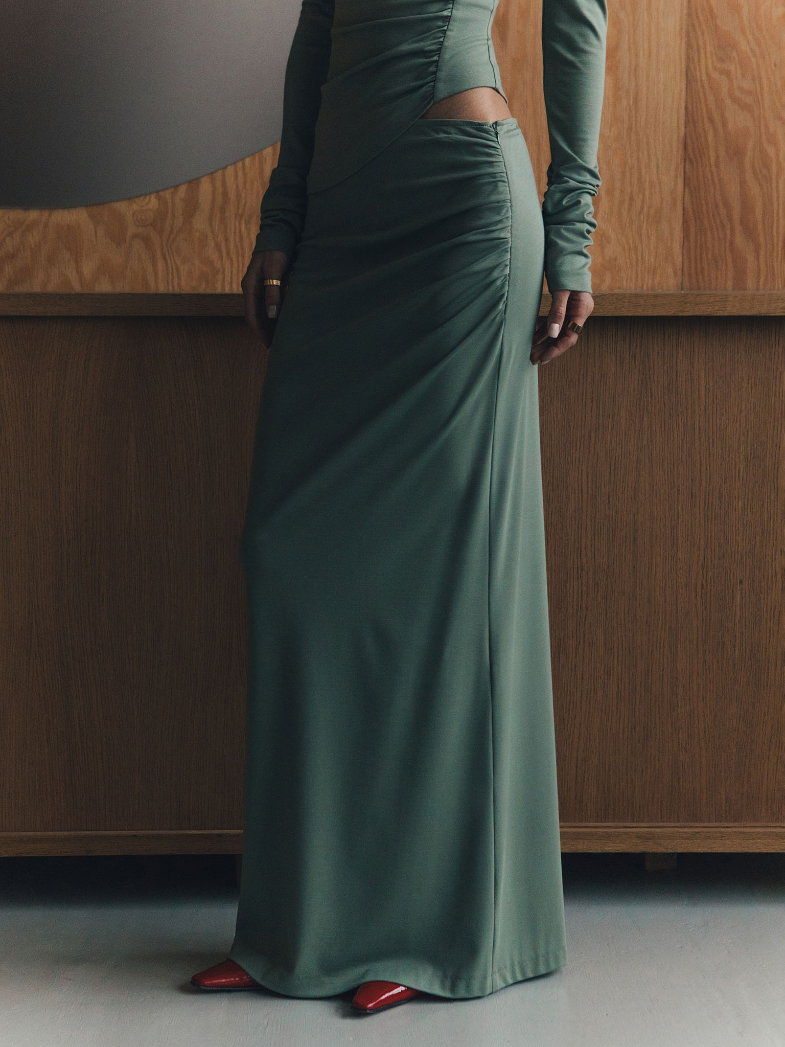 Maxi skirt with asymmetrical gathering