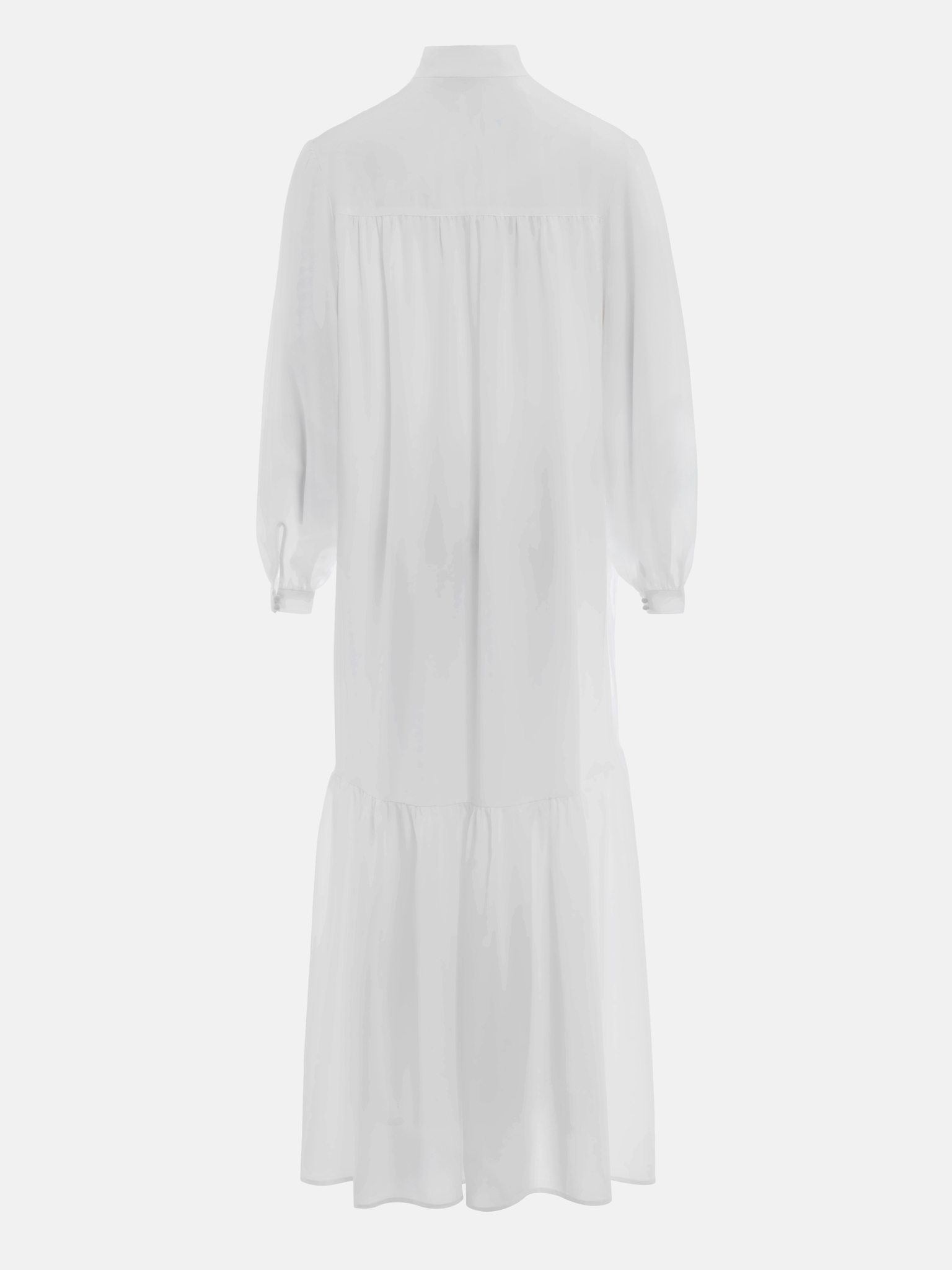 Voluminous maxi dress with long sleeves