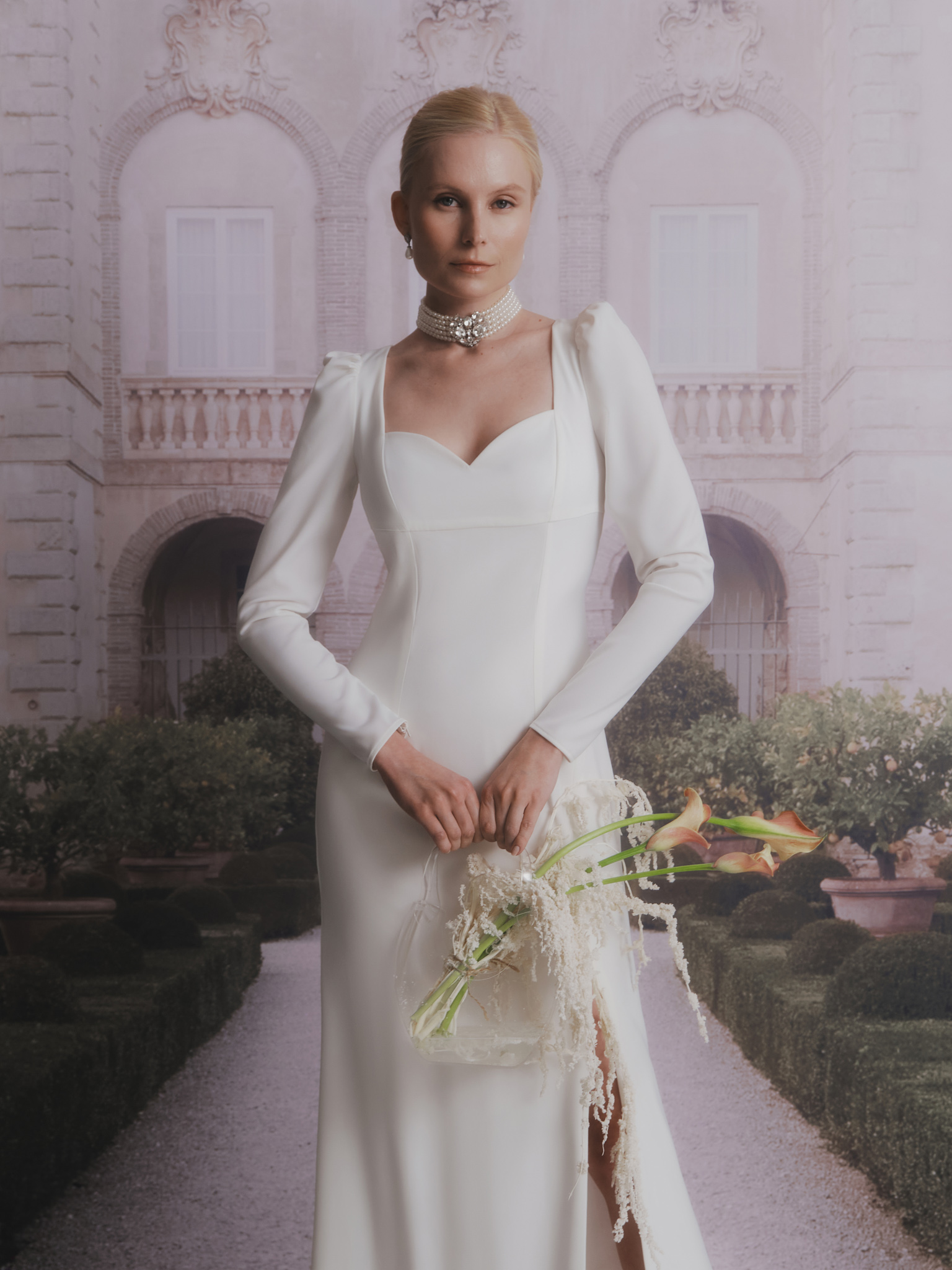 Maxi dress with shaped neckline