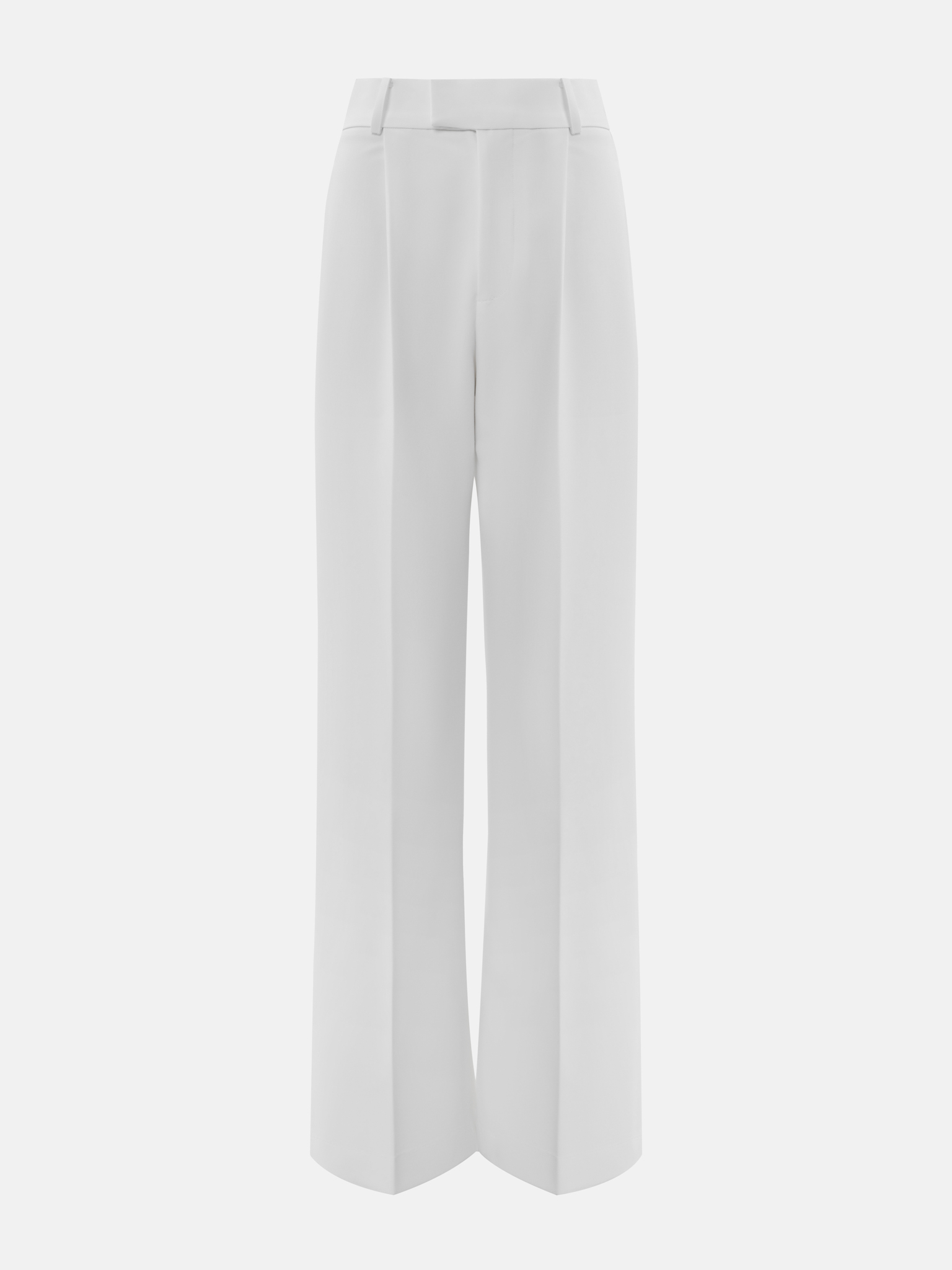 Loose trousers with waist pleats